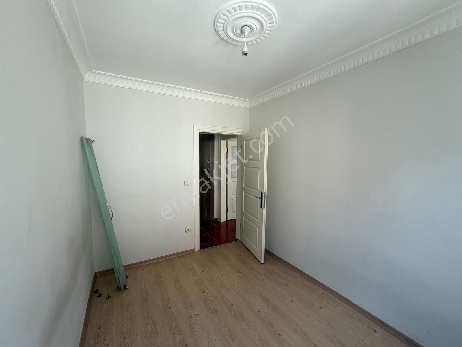 Esenyurt Kıraç Hürriyet Mahallesinde 2+1 85 M2 Balkonlu 1.kat Da Kiralık Daire - Görsel 17