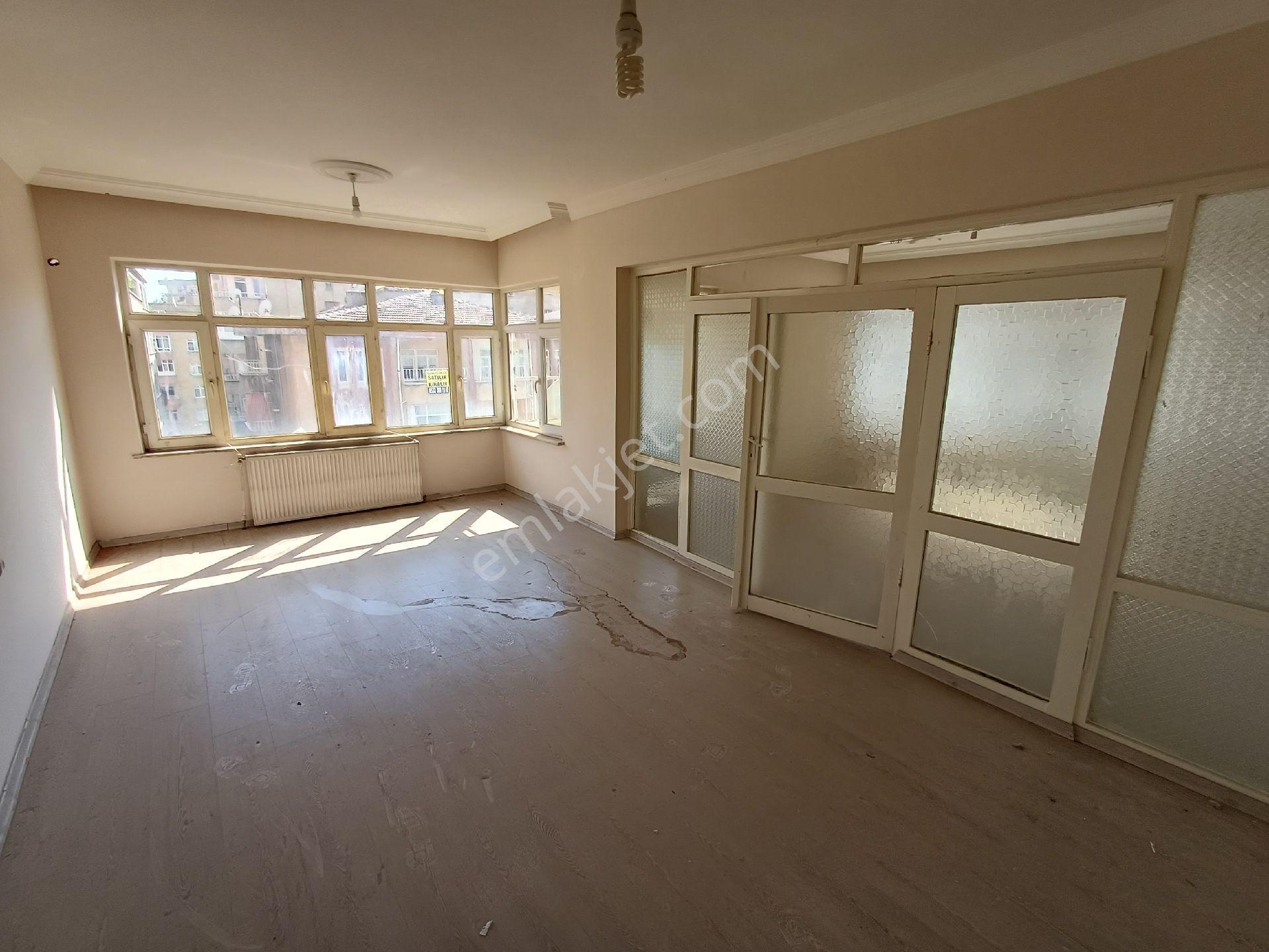 Kiralık 3+1 Ofis Rızvanağa Cad Cem Apt Diyarbakır - Görsel 6