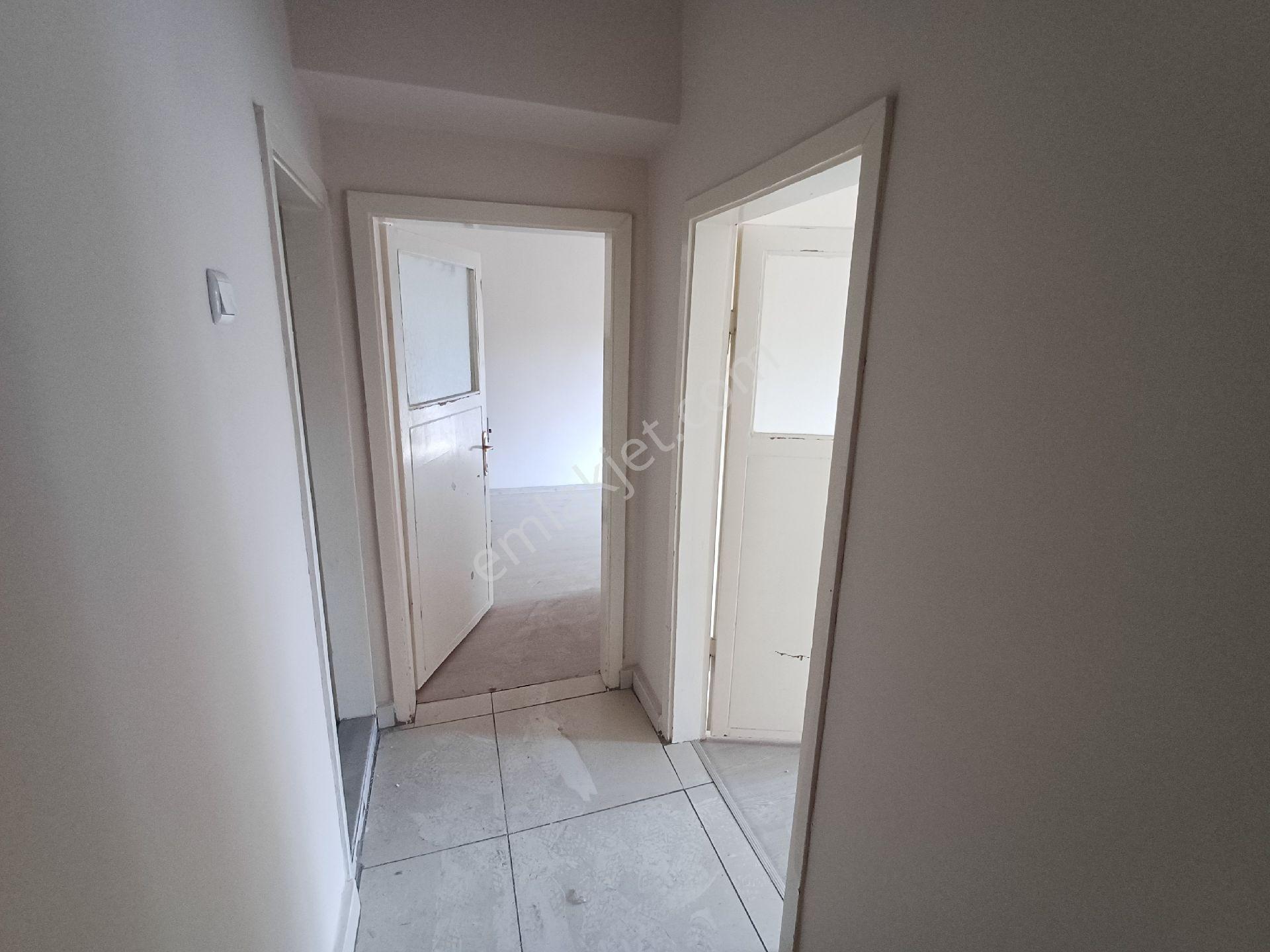 Kiralık 3+1 Ofis Rızvanağa Cad Cem Apt Diyarbakır - Görsel 8