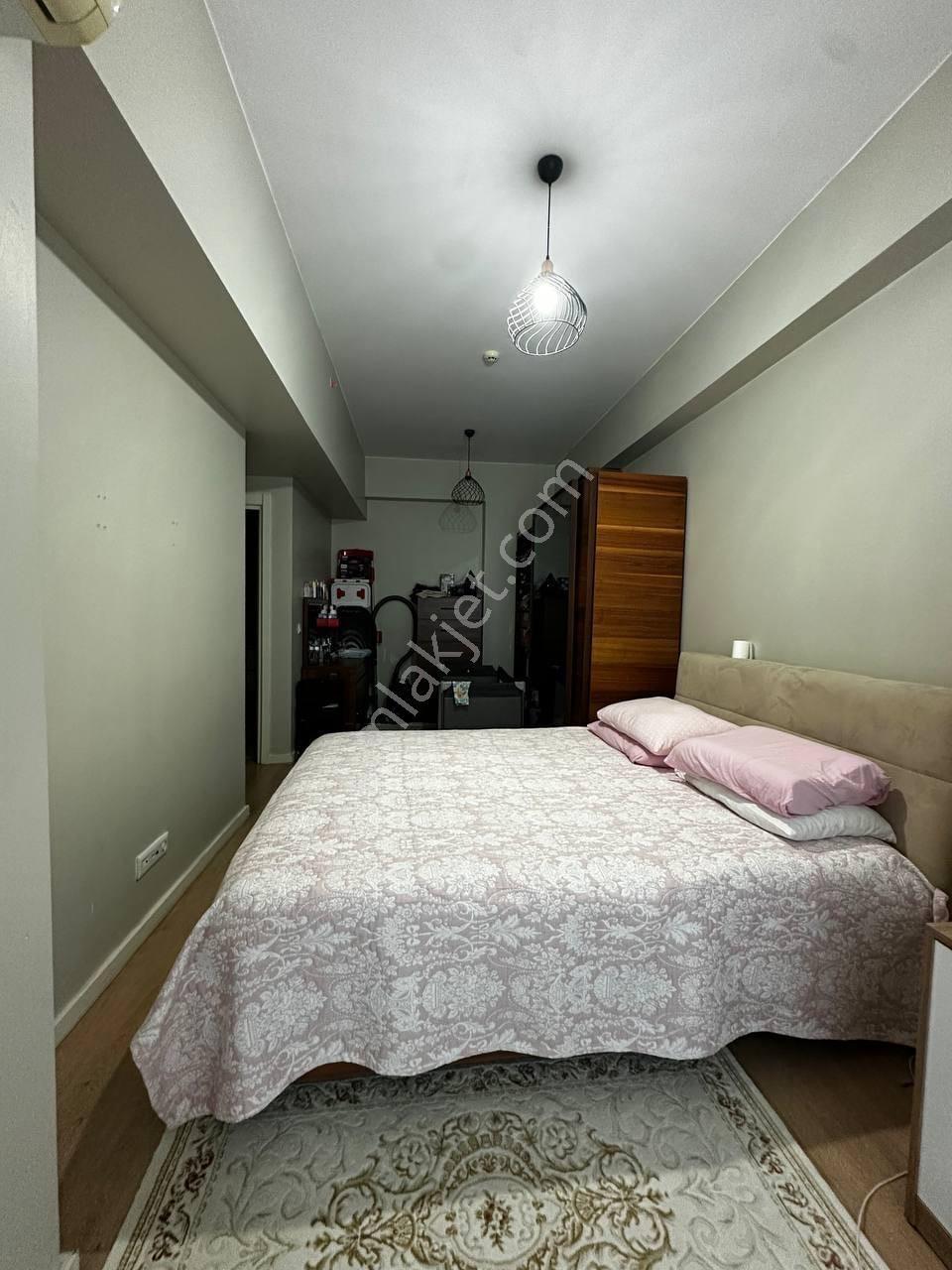 Batışehir'de Peyzaj Manzaralı 135m2 3+1 Kiralık Daire - Görsel 8