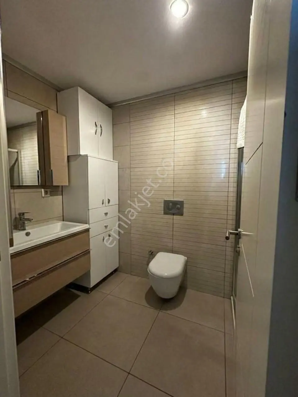 Batışehir'de Peyzaj Manzaralı 135m2 3+1 Kiralık Daire - Görsel 3