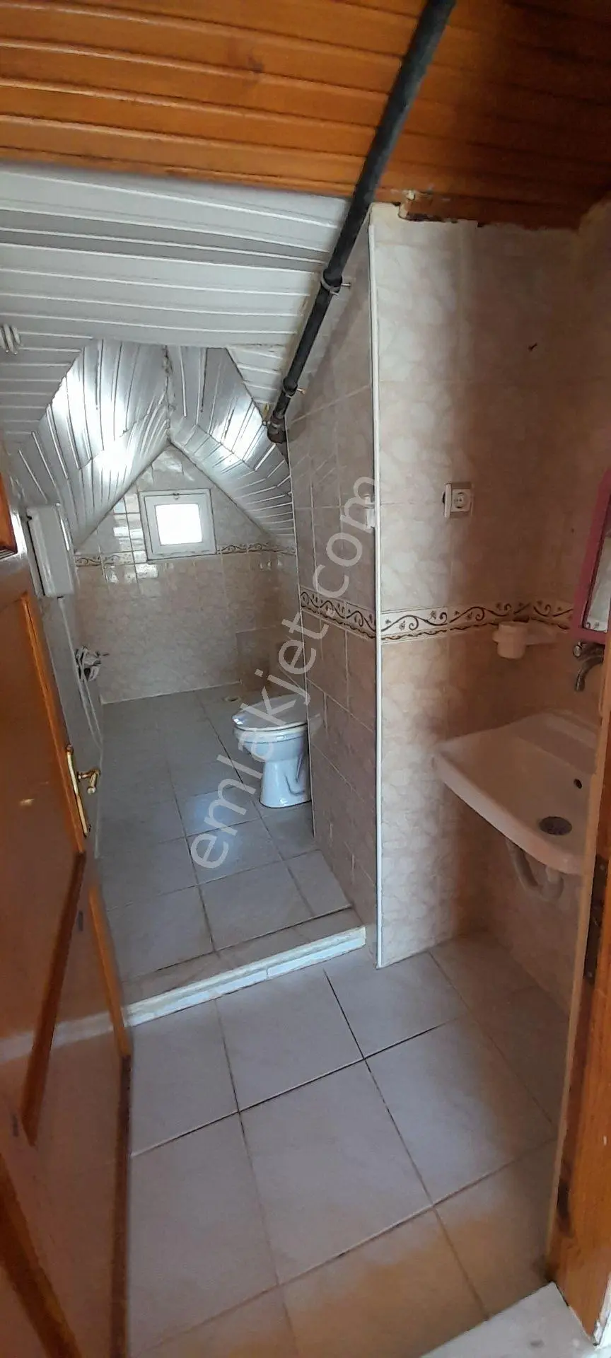 Ender Uysal Gayrimenkulden Kınıklıda 1+1 Balkonlu Çatı Katı Eşyasız Apart... - Görsel 5