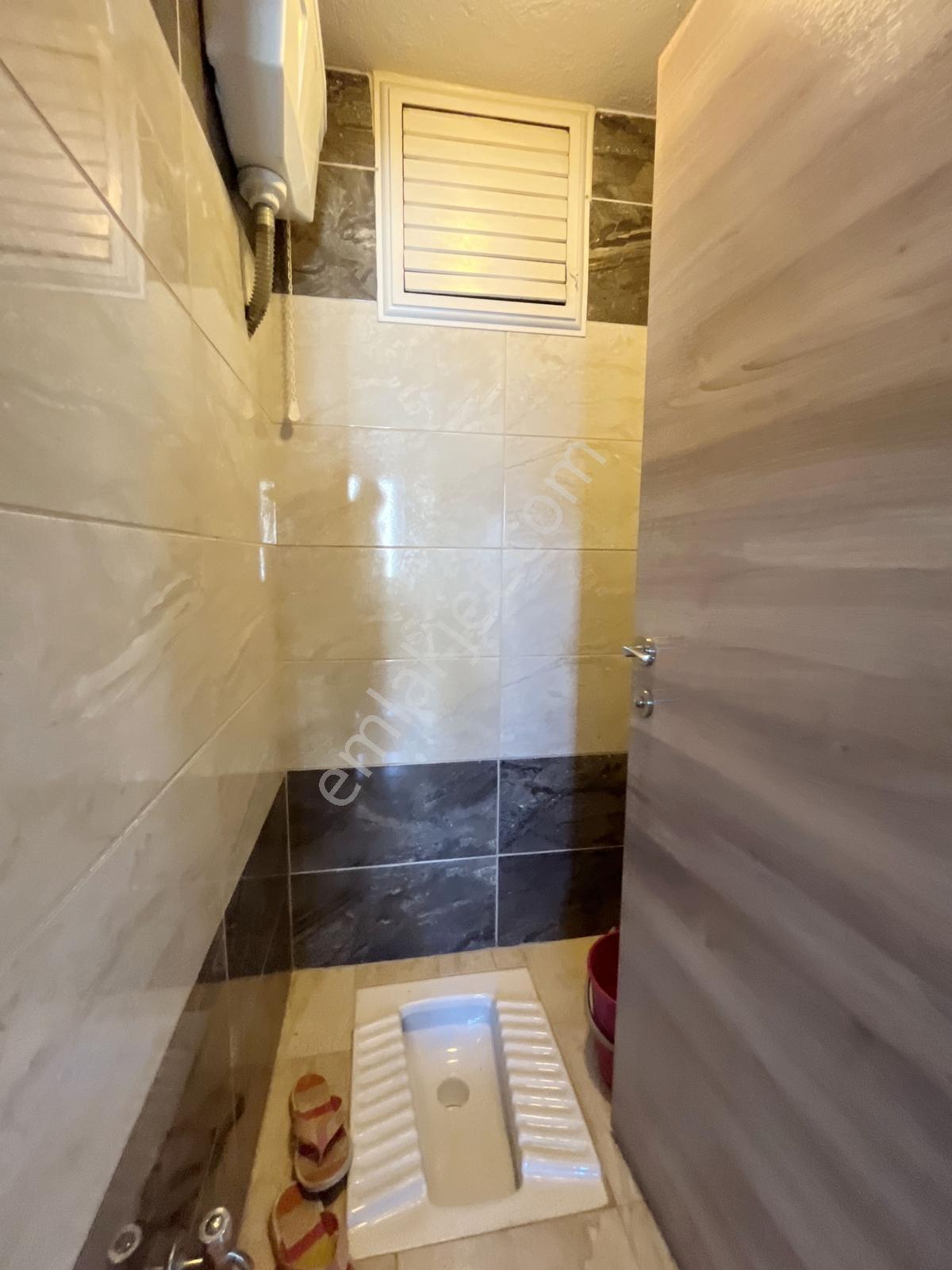 Satılık 2+1 Daire - Ara Kat - Cadde Üzeri - Ayrı Wc - Balkon - Görsel 24
