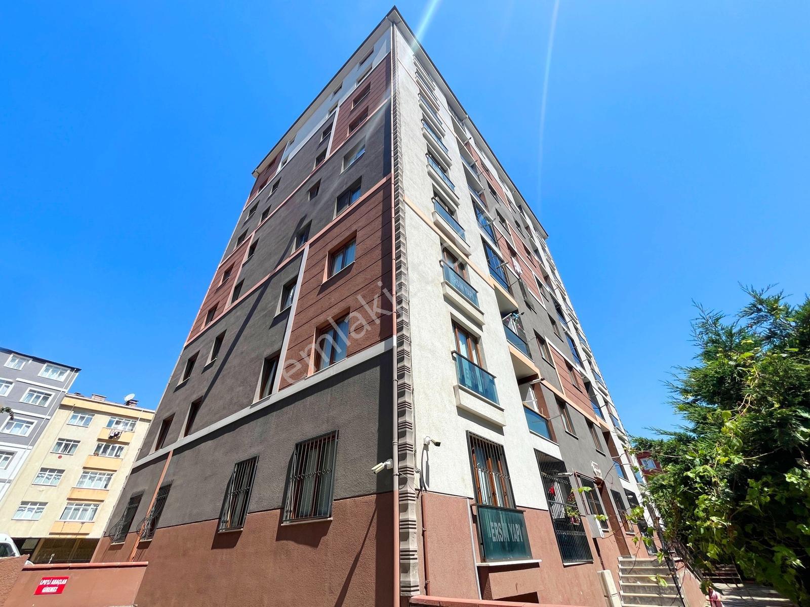 Satılık 2+1 Daire - Ara Kat - Cadde Üzeri - Ayrı Wc - Balkon - Görsel 2