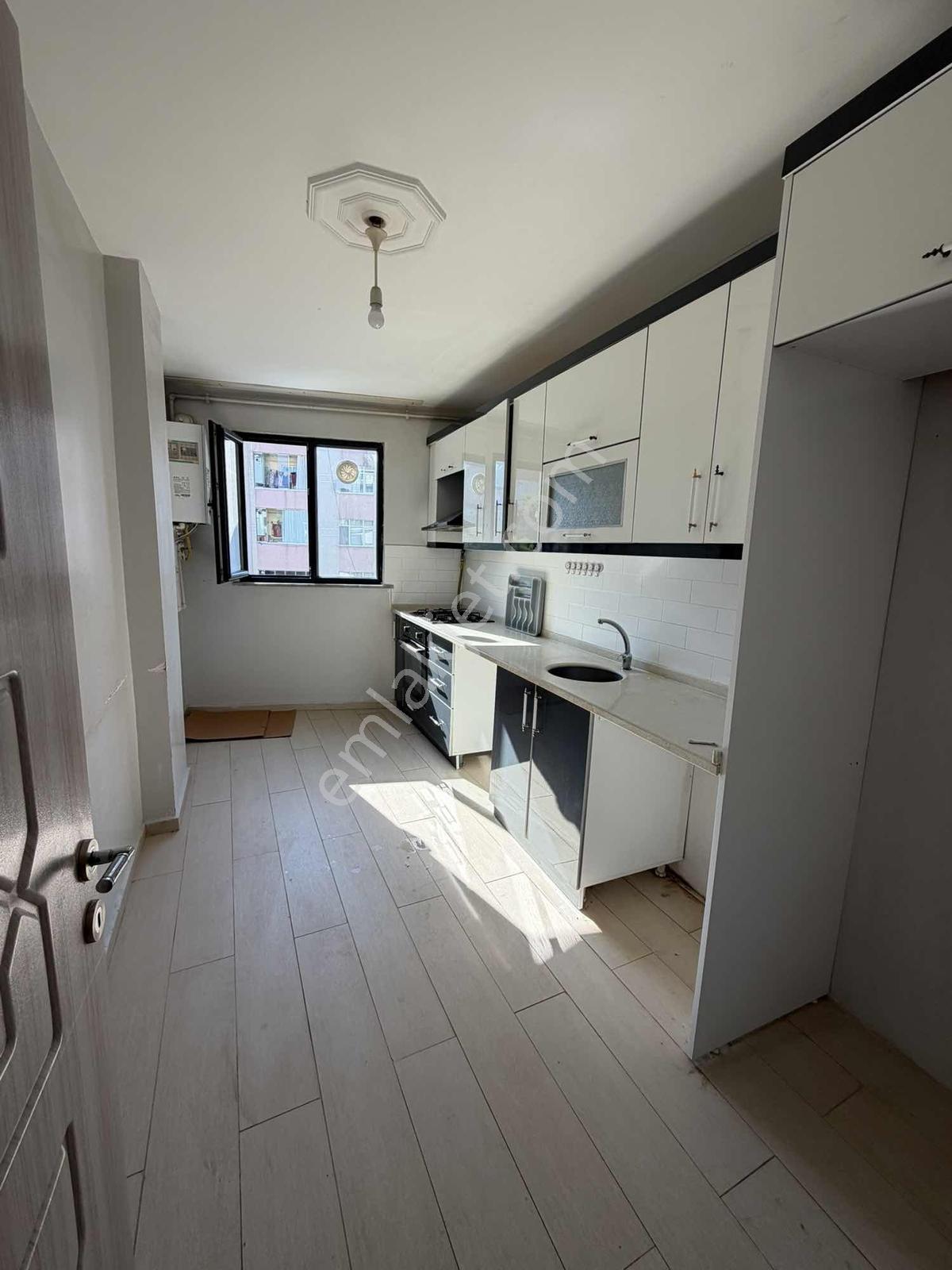Merkez Mah Kiralık 3+1 Arakat Daire Avlu Avm Komşu - Görsel 9