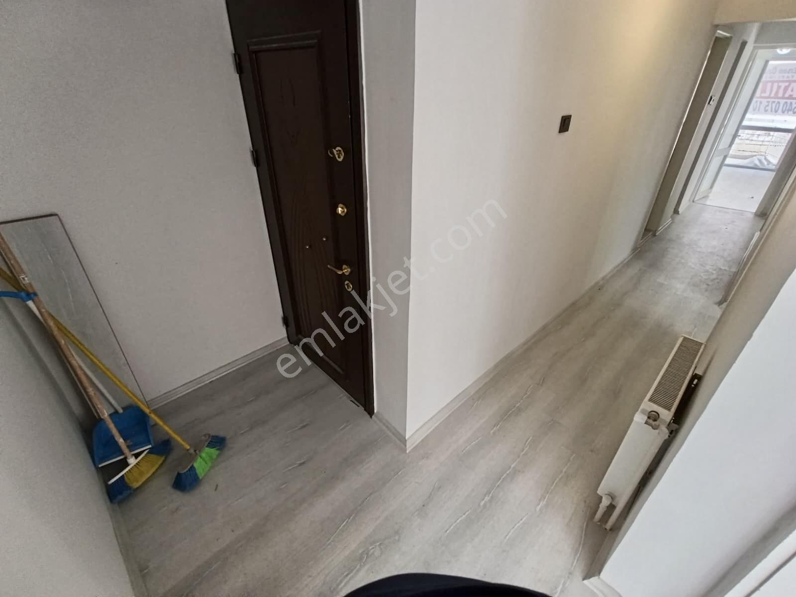 Parla'dan Akçay Merkez'de Denize 250m 3+1 Ara Kat Ön Cephe Daire - Görsel 6