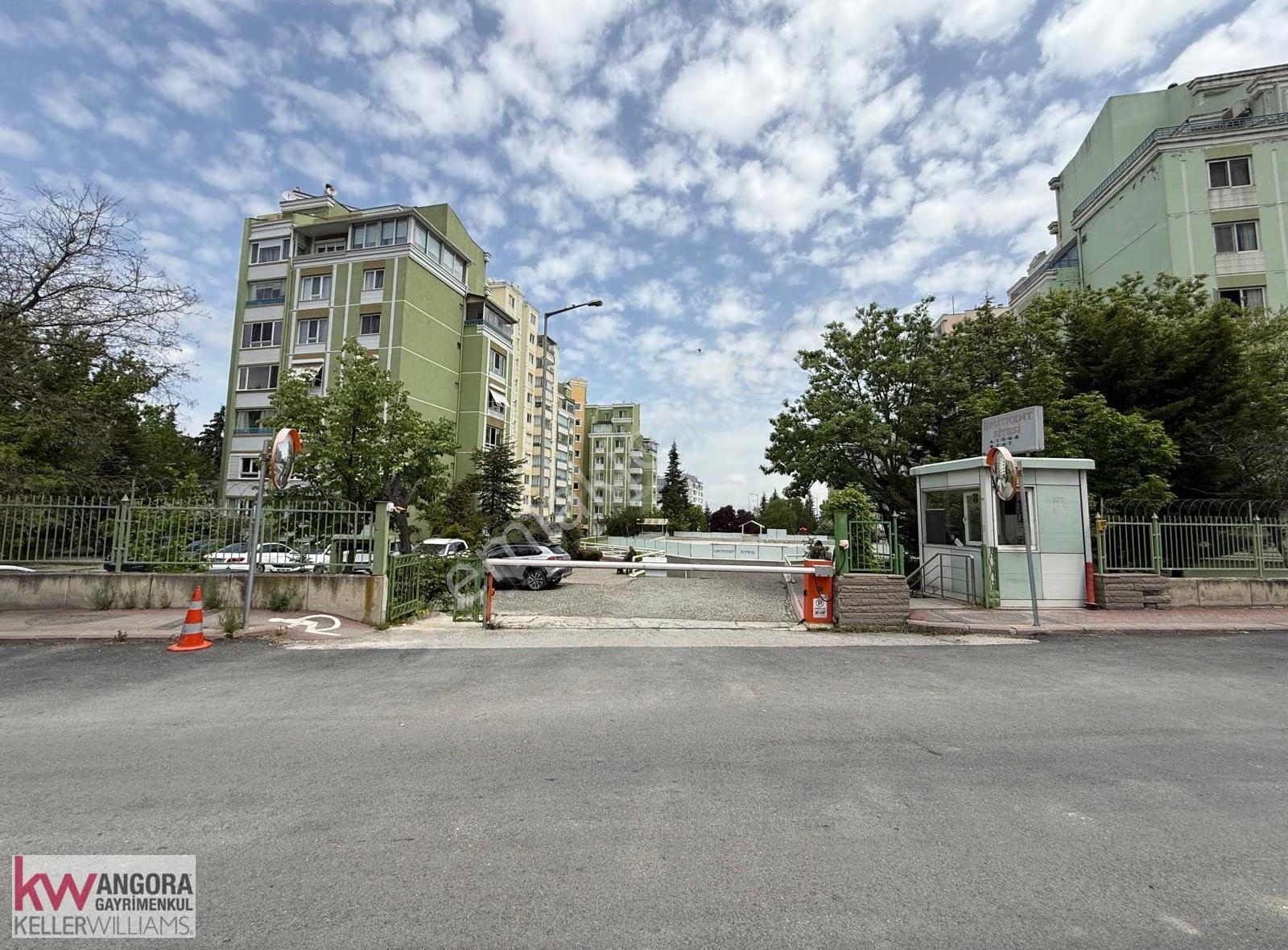 Ümitköy De Ümitkent Sitesinde Boş 3+1 Satılık Daire - Görsel 3