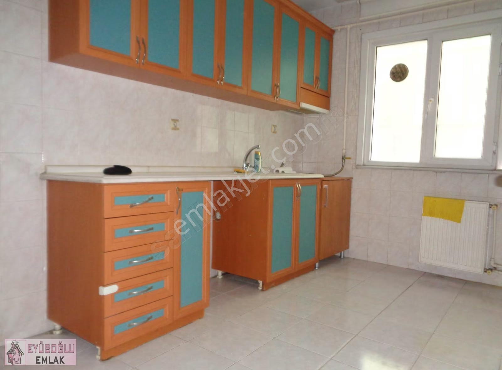 Adatepe'de Caddede 3+1 Kom.asan.otoparklı 2.kat 115 M2 Boş - Görsel 19