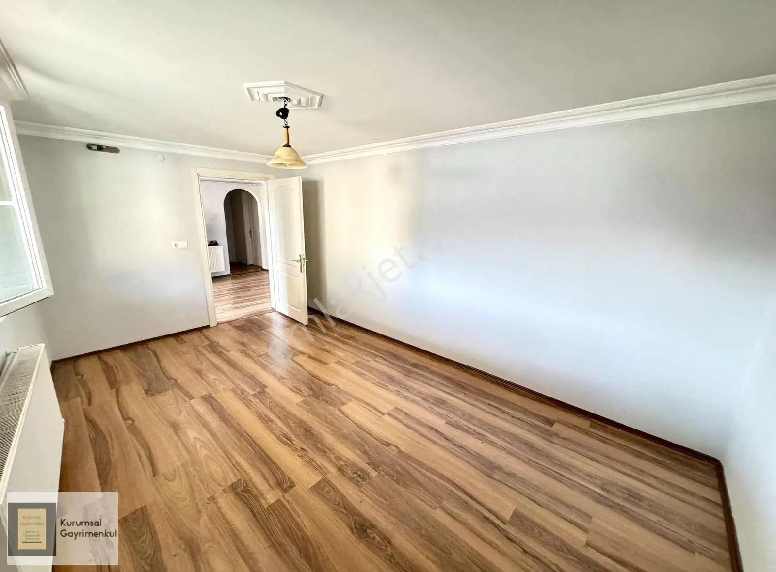Dikkaldırım Mahallesinde Merkezi Konumda Kiralık 2+1 Daire - Görsel 5