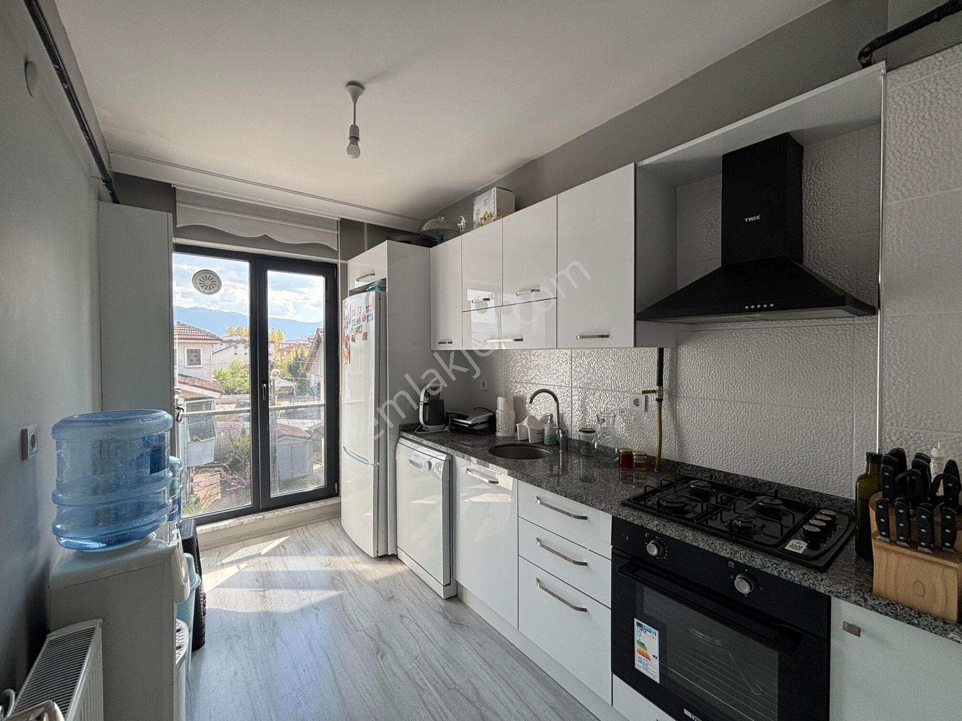 Azmimilli Aydınpınar Caddesi'nde 2+1 90 M2 Eşyalı Kiralık Daire - Görsel 15