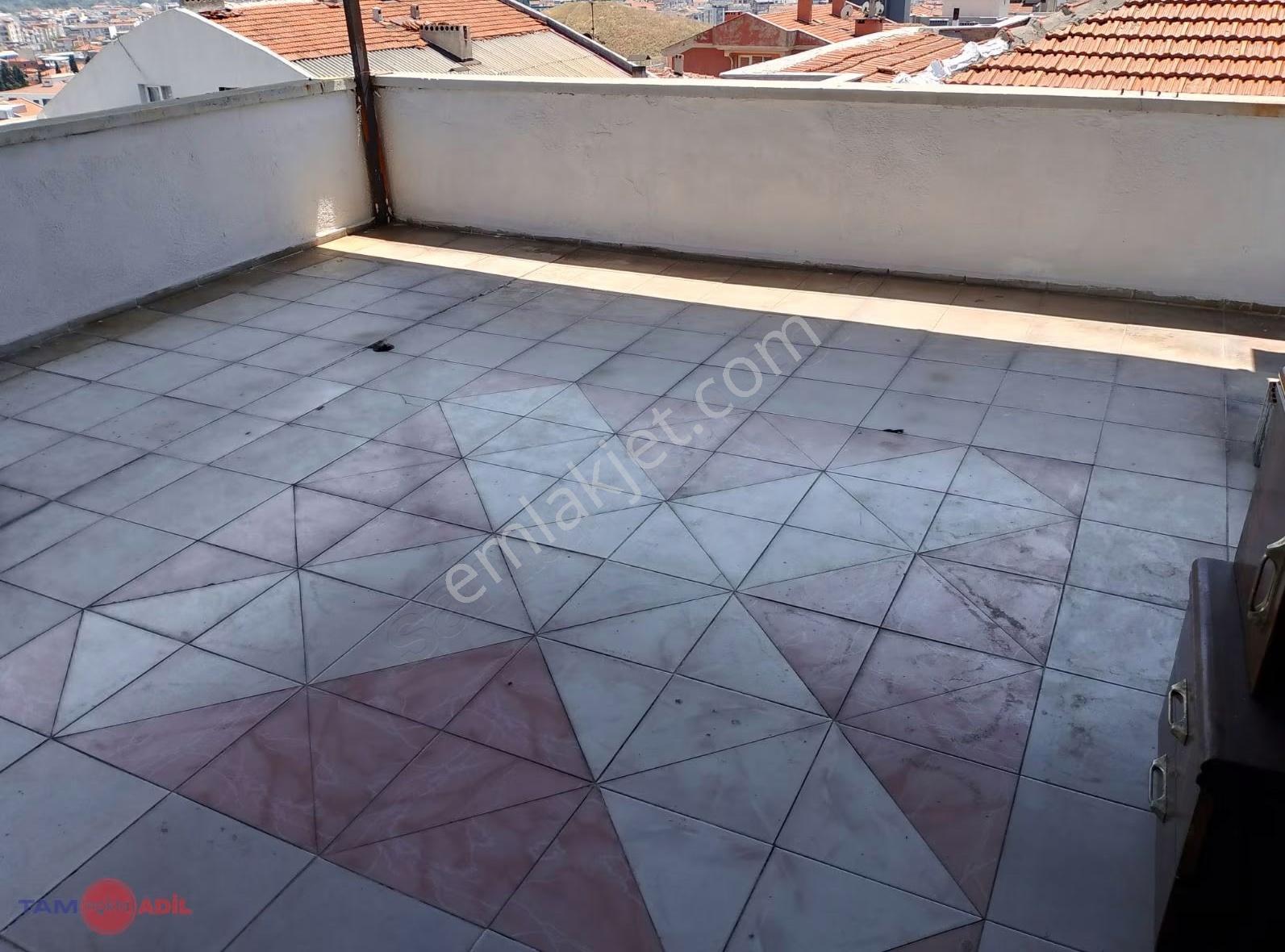 Bergama Zafer Mahallesinde Kiralık 1+1.daire - Görsel 12