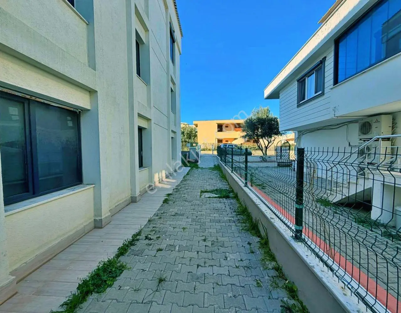 Uytundan Burhaniye Pelitköyde Denize 50 Metre Bahçeli 2+1 Daire - Görsel 8