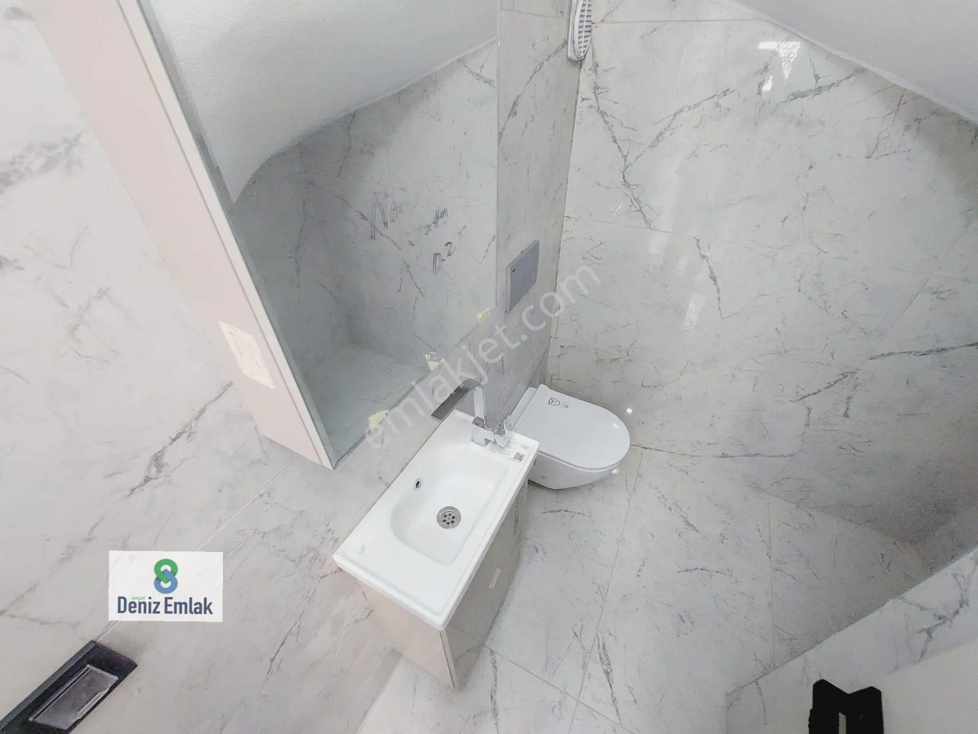 ∞ Deniz Den ∞ Güre Cumhuriyet Mahallesi Satılık 3+1 Müstakil Bahçeli Villa - Görsel 12