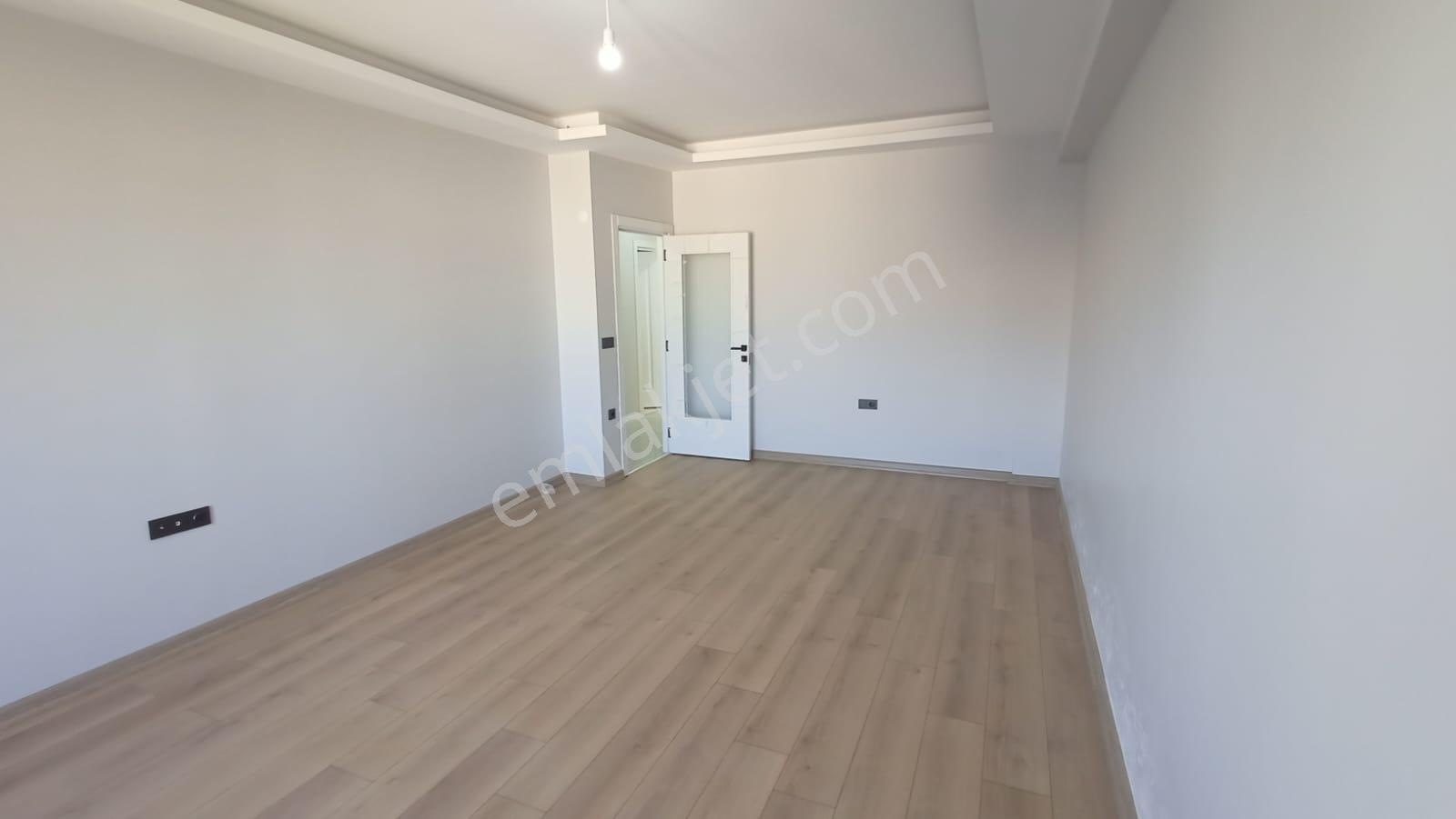 Eşref Bitlis Bulvarında Lüx Sıfır 2+1 Satılık Daire - Görsel 13