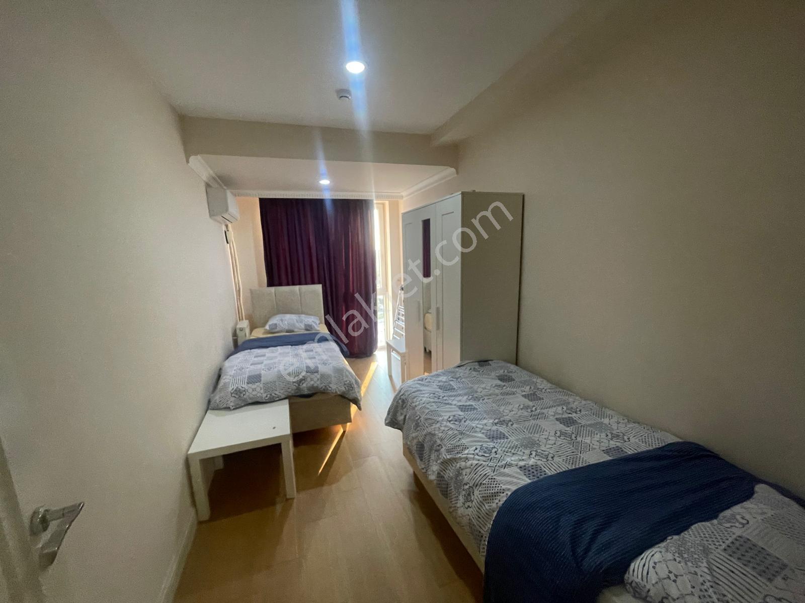 Kiptaş Venezia Mega Konutları Şehir Manzaralı Full Eşyalı - Görsel 17