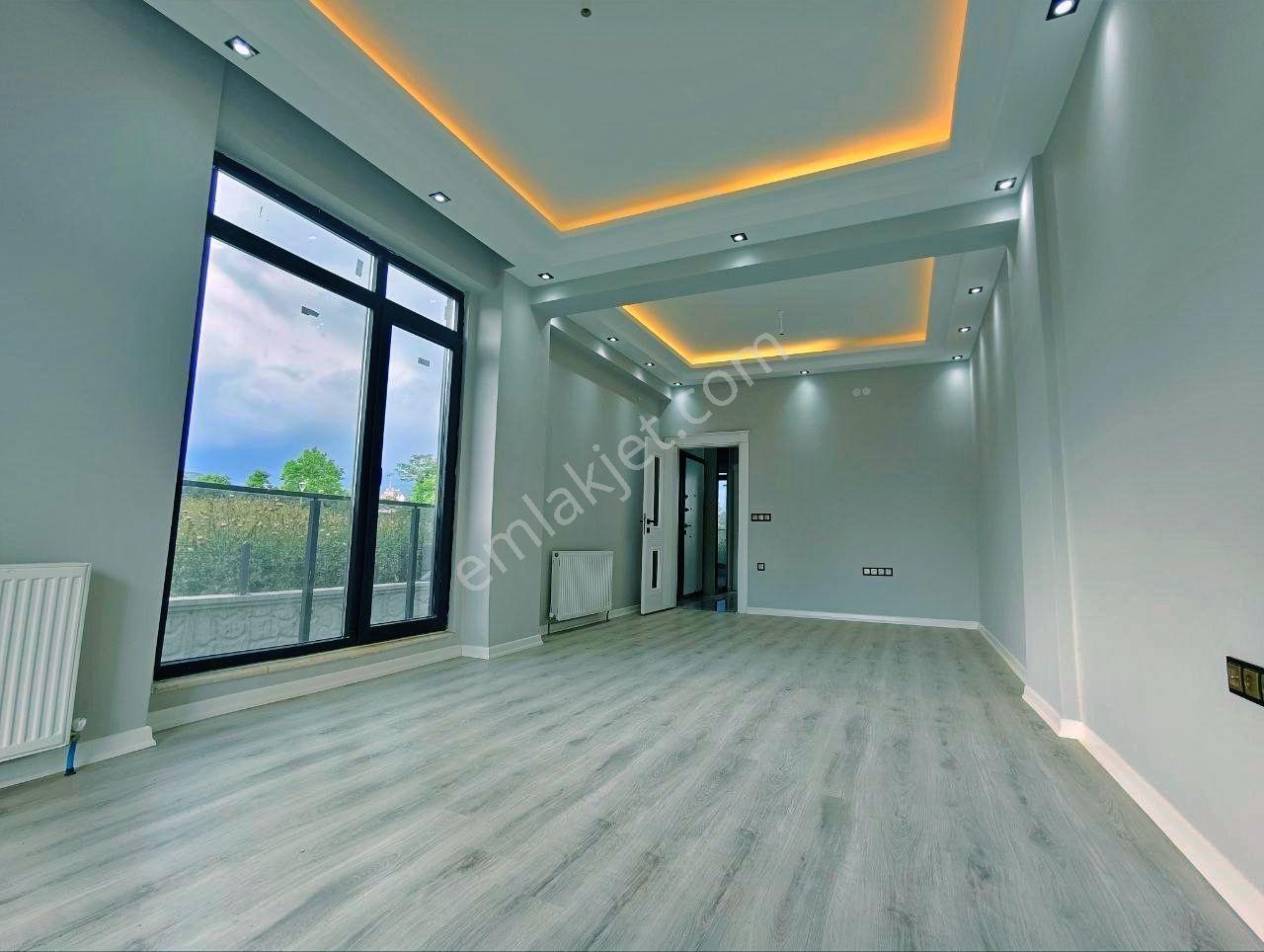 Uytundan Zeytinli'de Doğa Manzaralı Otoparklı 3+1 Lüks Villa - Görsel 3