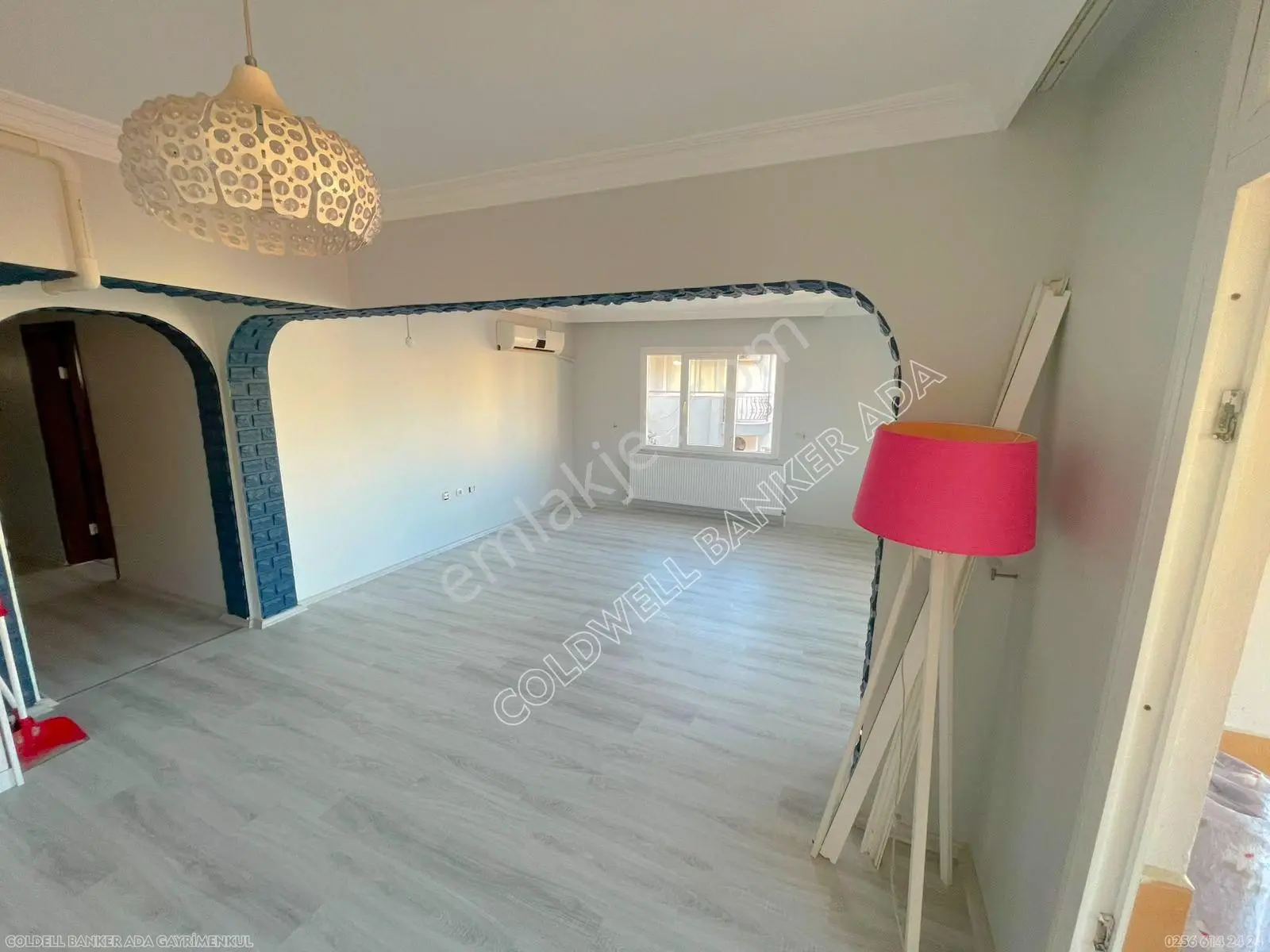 Kuşadası Kadınlar Denizi Deniz Manzaralı 3+1 Masrafsız Daire - Görsel 5