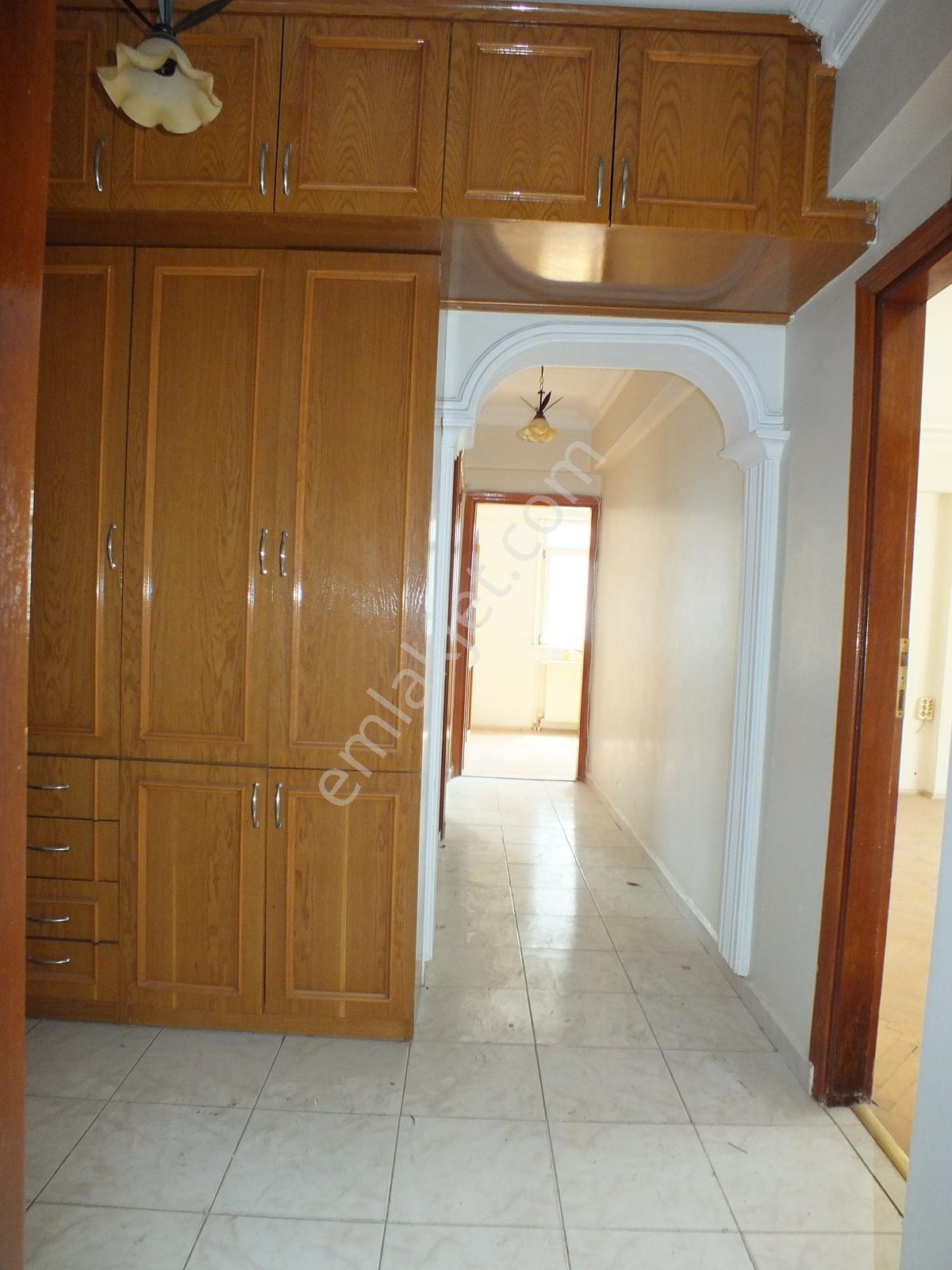 Kaynarca Mah. E-5 Yakın 2+1 Satılık 110m2 Asansörlü Site İçi Dai - Görsel 5