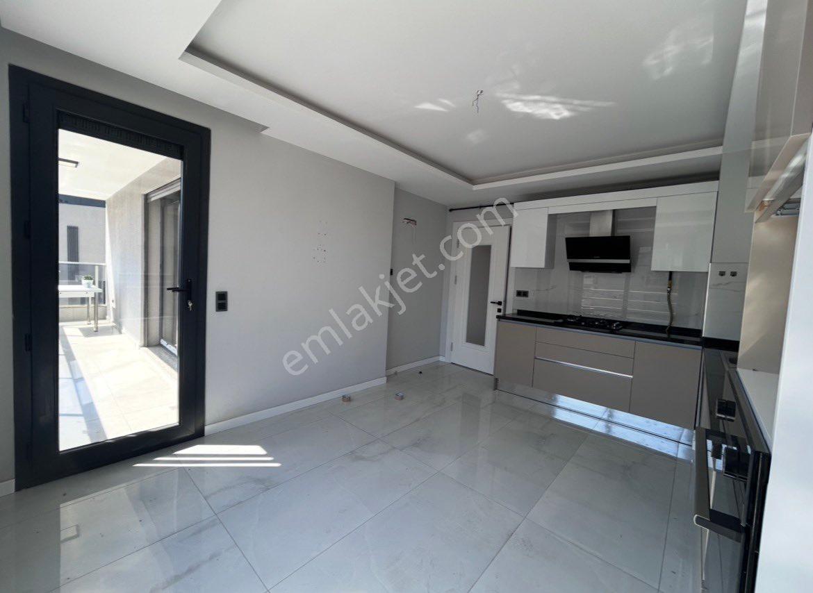 Ataşehir İzban Tramvay Yakını Müstakil Bahçeli Geniş Havuzlu 2+1 Kiralık Daire - Görsel 13