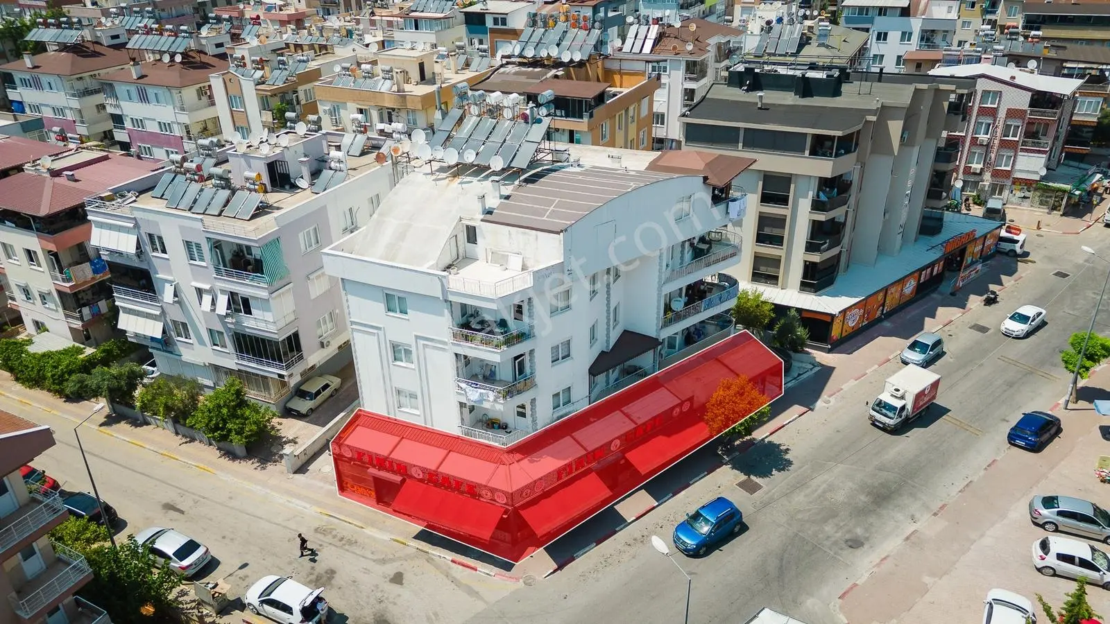 Kepez İşlek Cadde'de 30 Mt Cepheli 570 M2 Depolu Köşebaşı Dükkan - Görsel 2