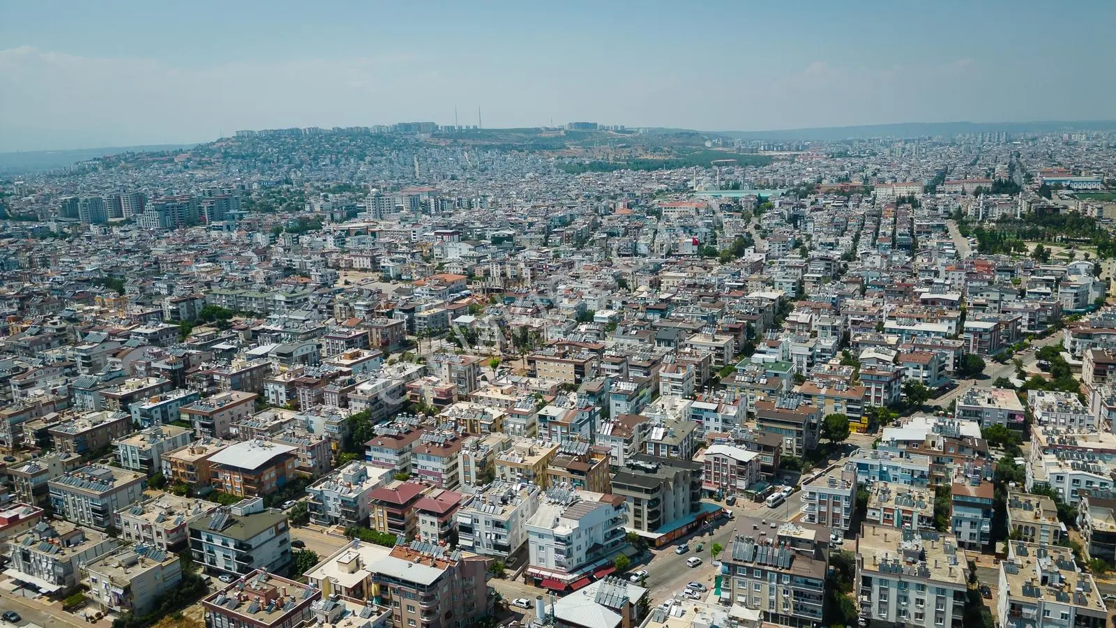 Kepez İşlek Cadde'de 30 Mt Cepheli 570 M2 Depolu Köşebaşı Dükkan - Görsel 3