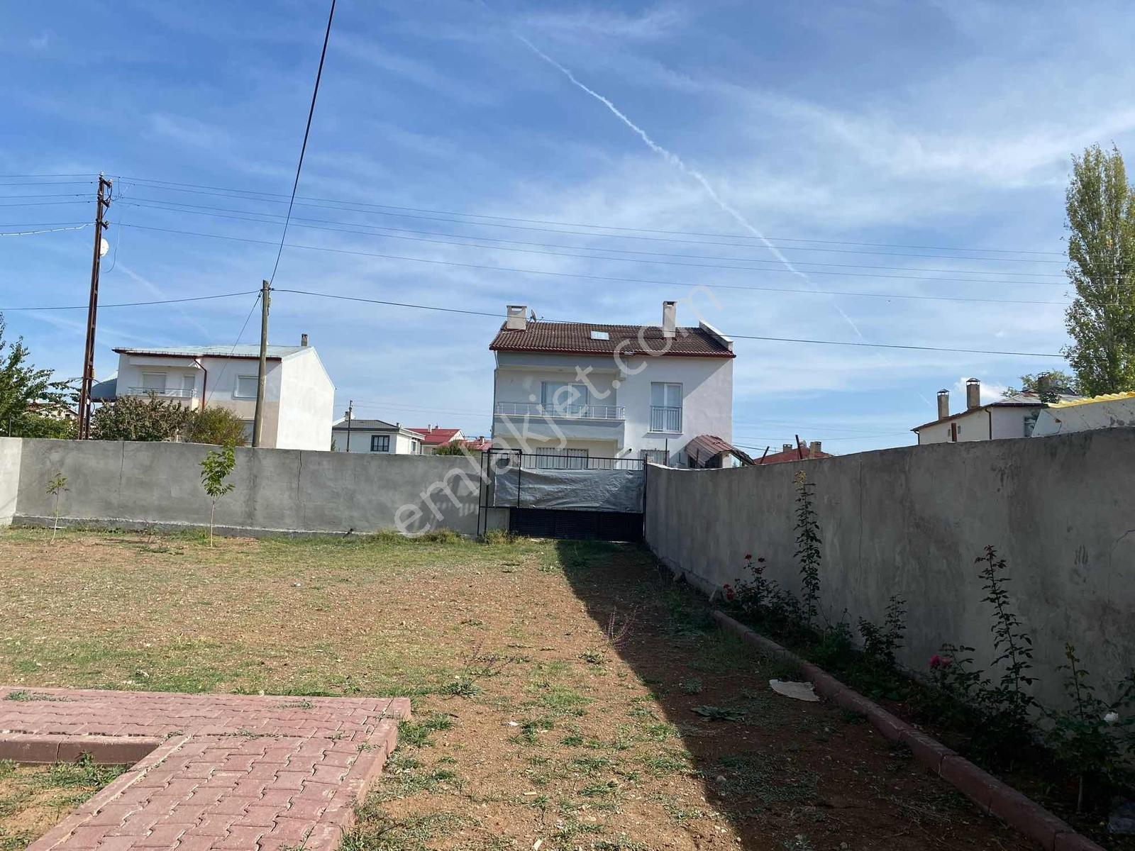 Asrın Emlak'tan Karşıyaka Mh.satılık 600 Mt Arsalı Müstakil Ev - Görsel 23
