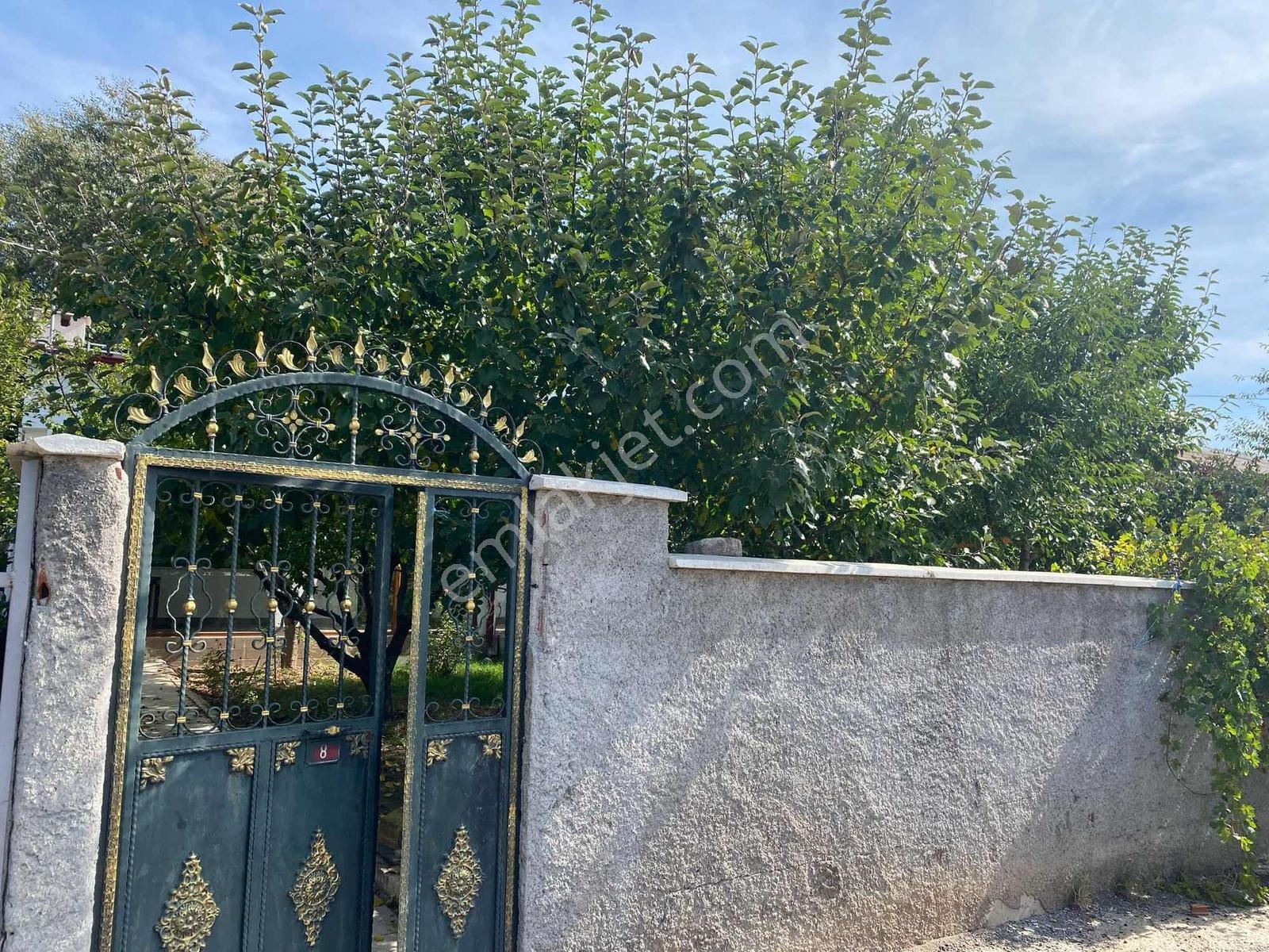 Asrın Emlak'tan Karşıyaka Mh.satılık 600 Mt Arsalı Müstakil Ev - Görsel 19