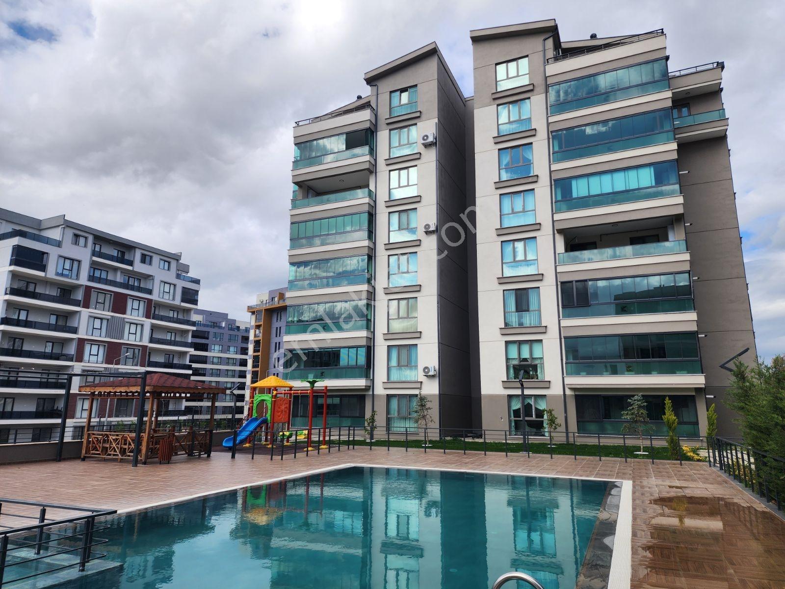 Karnur Reva1, Bahçekat, E. Banyolu, Ç. Odası, Havuzlu, 162m2 3+1 - Görsel 18