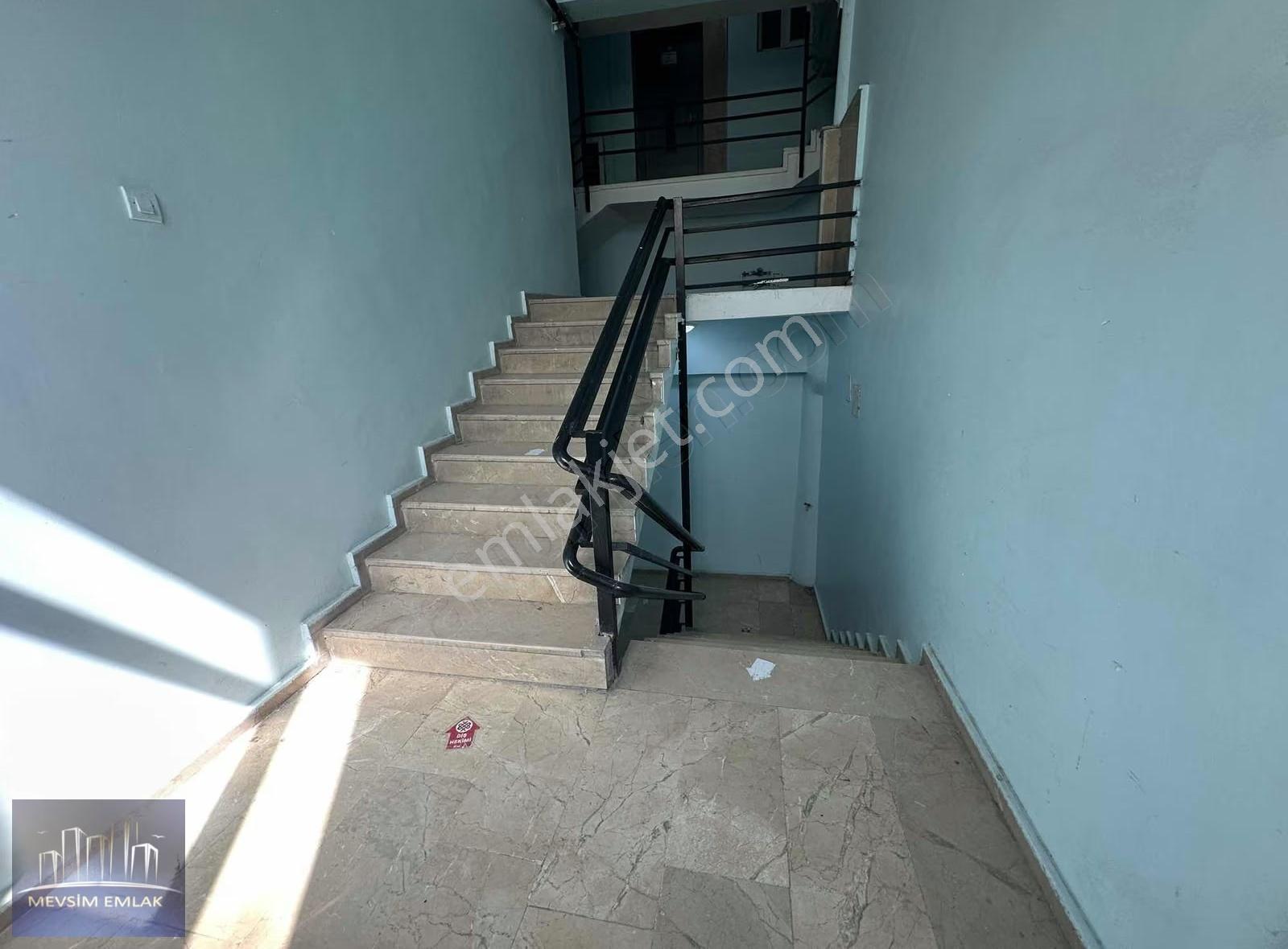 Ordu Caddesı Satılık 1 + 1 Daıre Fuzul Evım Bır Evıme Uygundur - Görsel 10