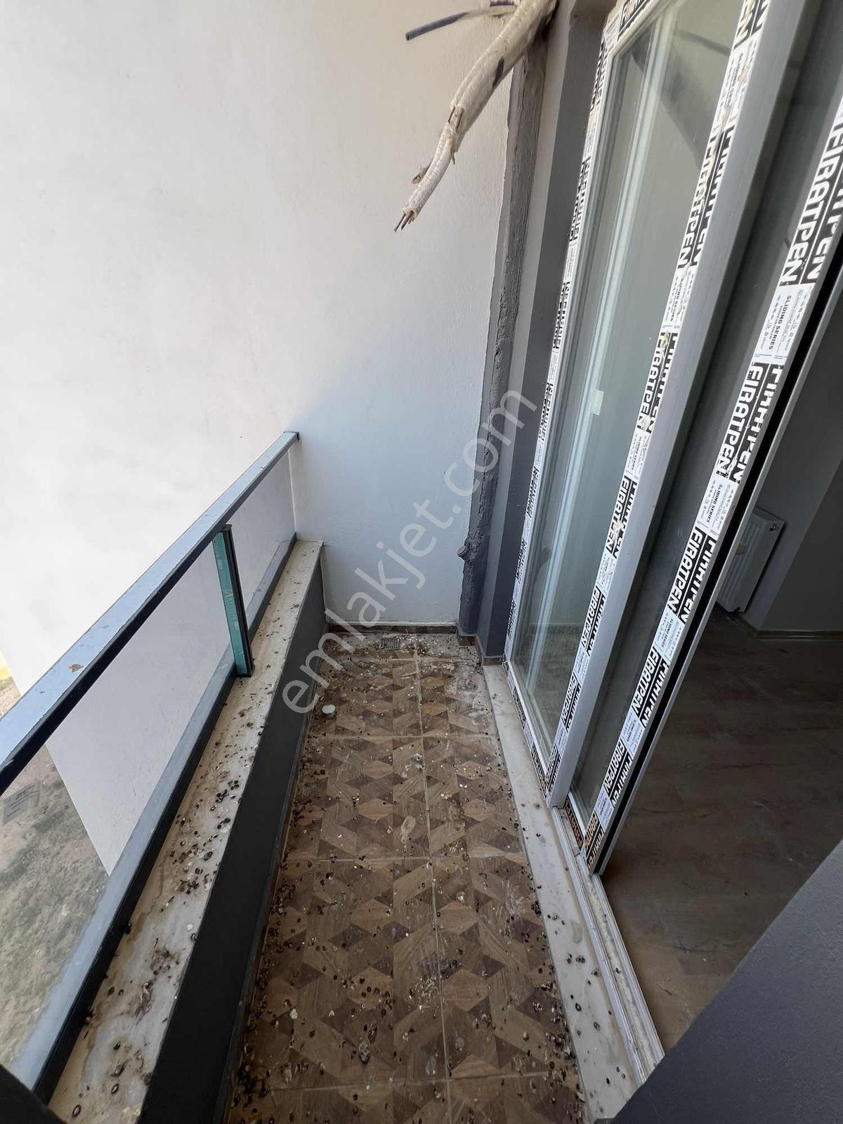 Mezitlide Prestijli Yaşam Sizi Bekliyor! 2+1 Havuzlu - Görsel 9