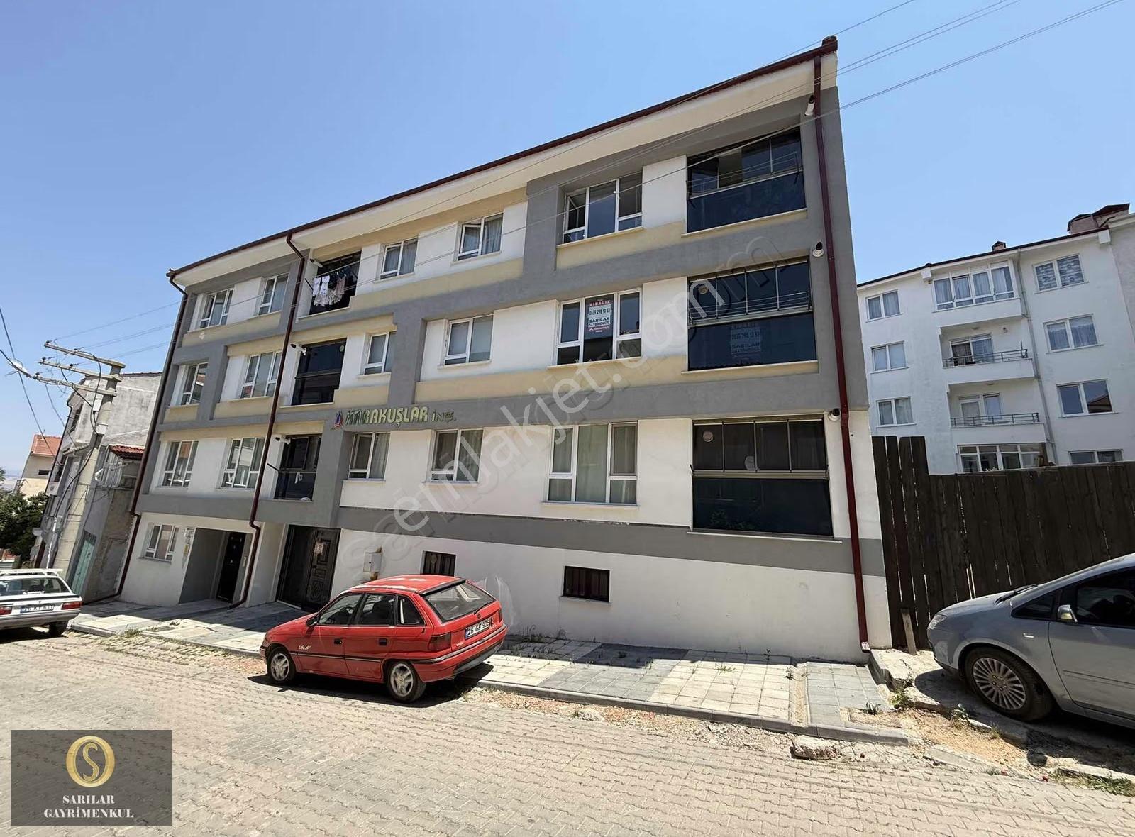 Sarılar Gayrimenkul 2+1 Kiralık Arakat Daire Asansörlü