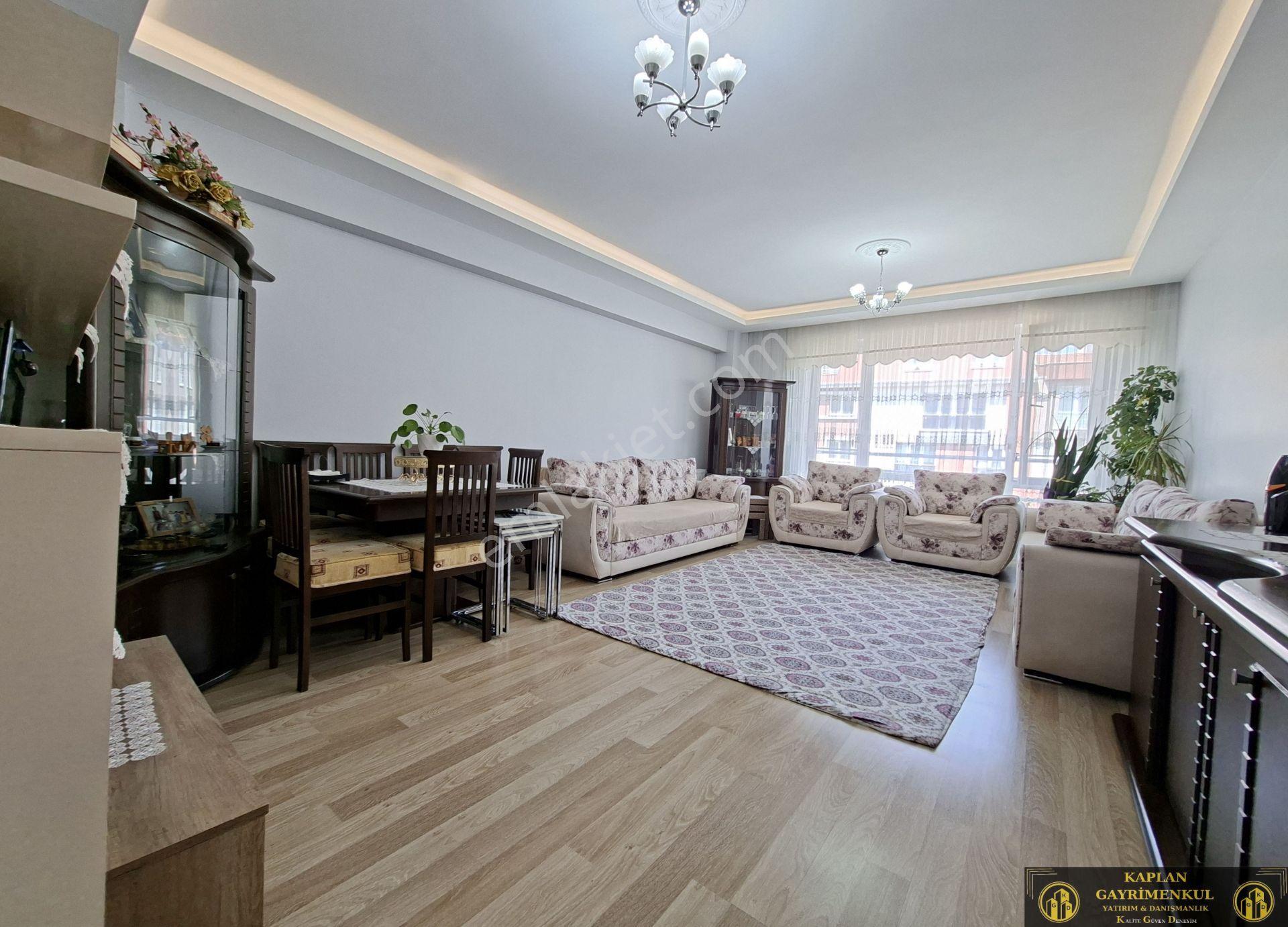 Kaplan Gayrimenkul’den Gazi Yakup Satar Cad. Üstü 3+1 145 M² Satılık Arakat Daire