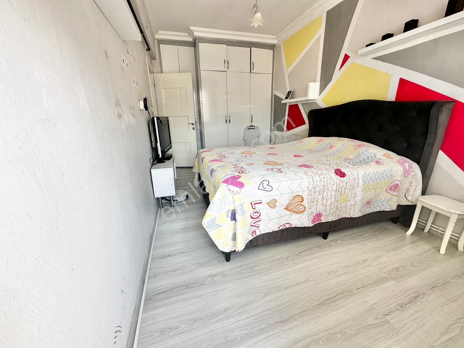 İstiklal Mahallesinde 3,5+1 Fırsat Daire - Görsel 3