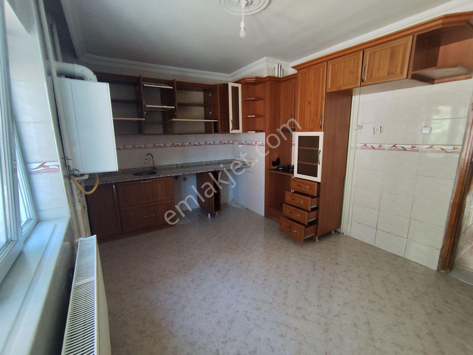 Remax Dem'den Cumhuriyet Mahallesi'nde Satılık 3+1 Daire - Görsel 15