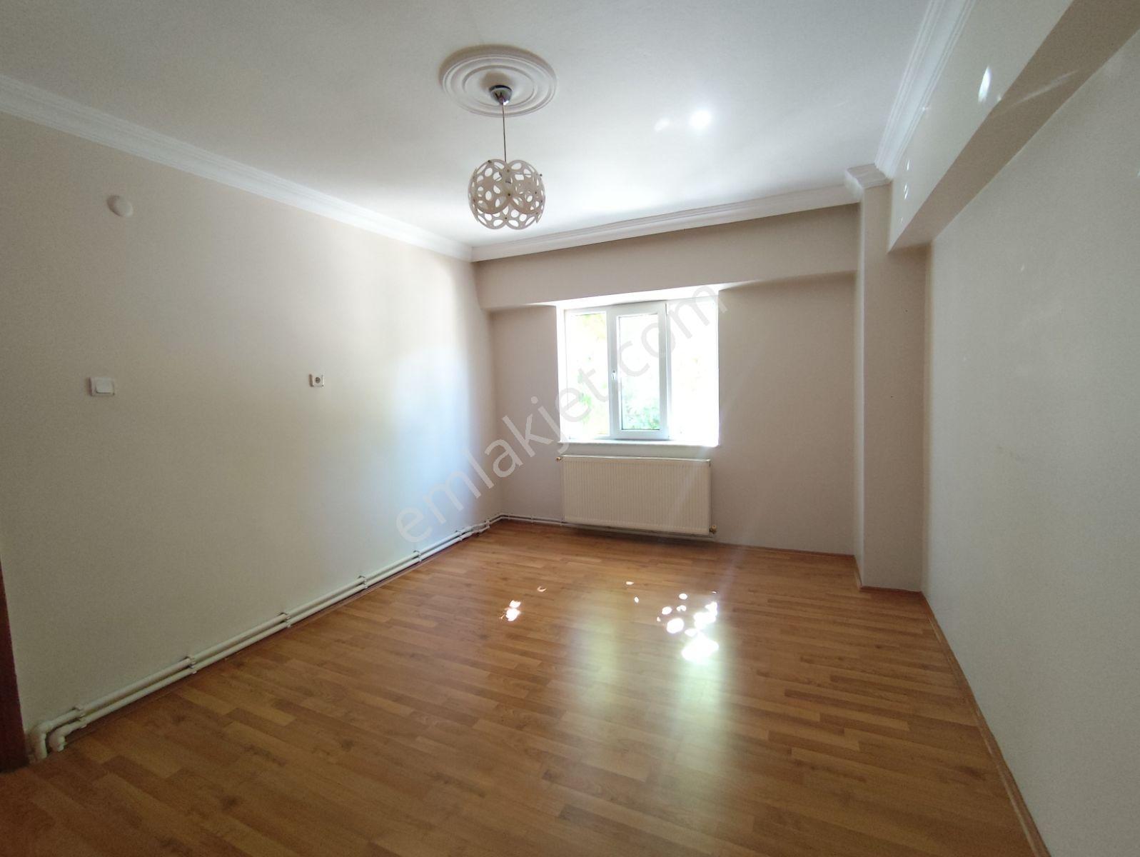 Remax Dem'den Cumhuriyet Mahallesi'nde Satılık 3+1 Daire - Görsel 14