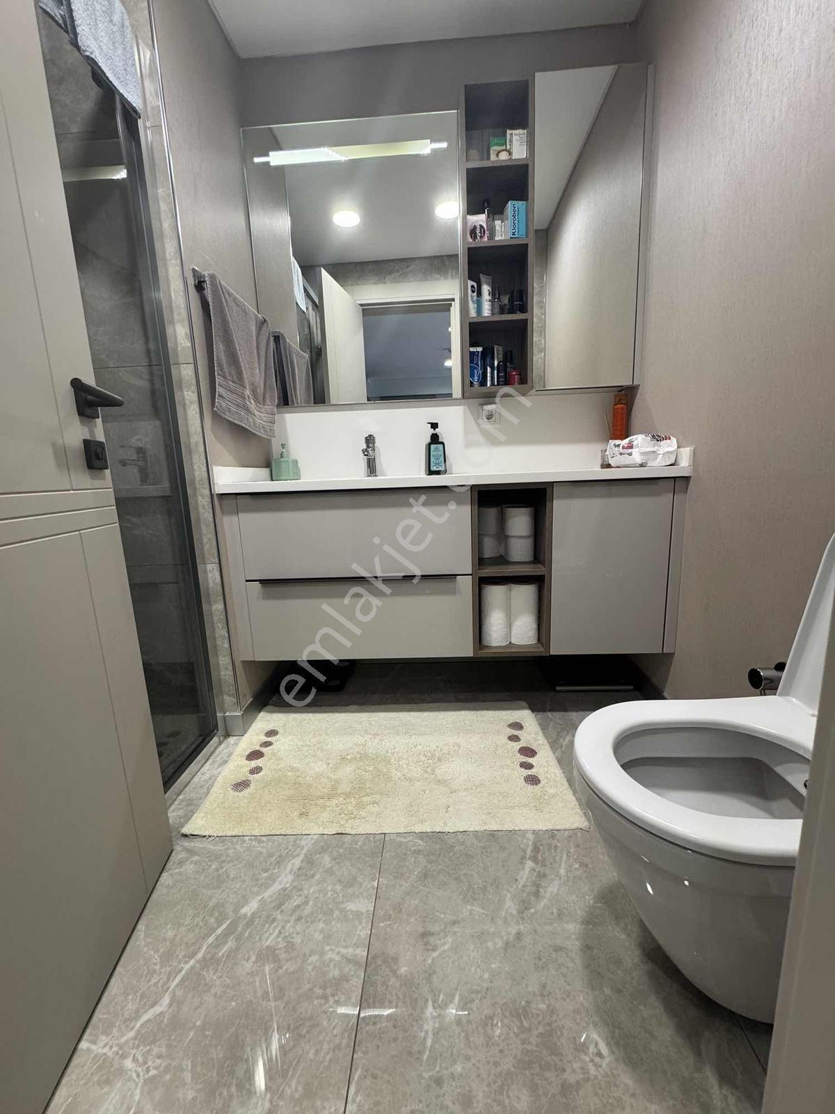 Tema Bahçe'de Balkonlu Satılık Temaworld Manzaralı Satılık 1+1 - Görsel 22