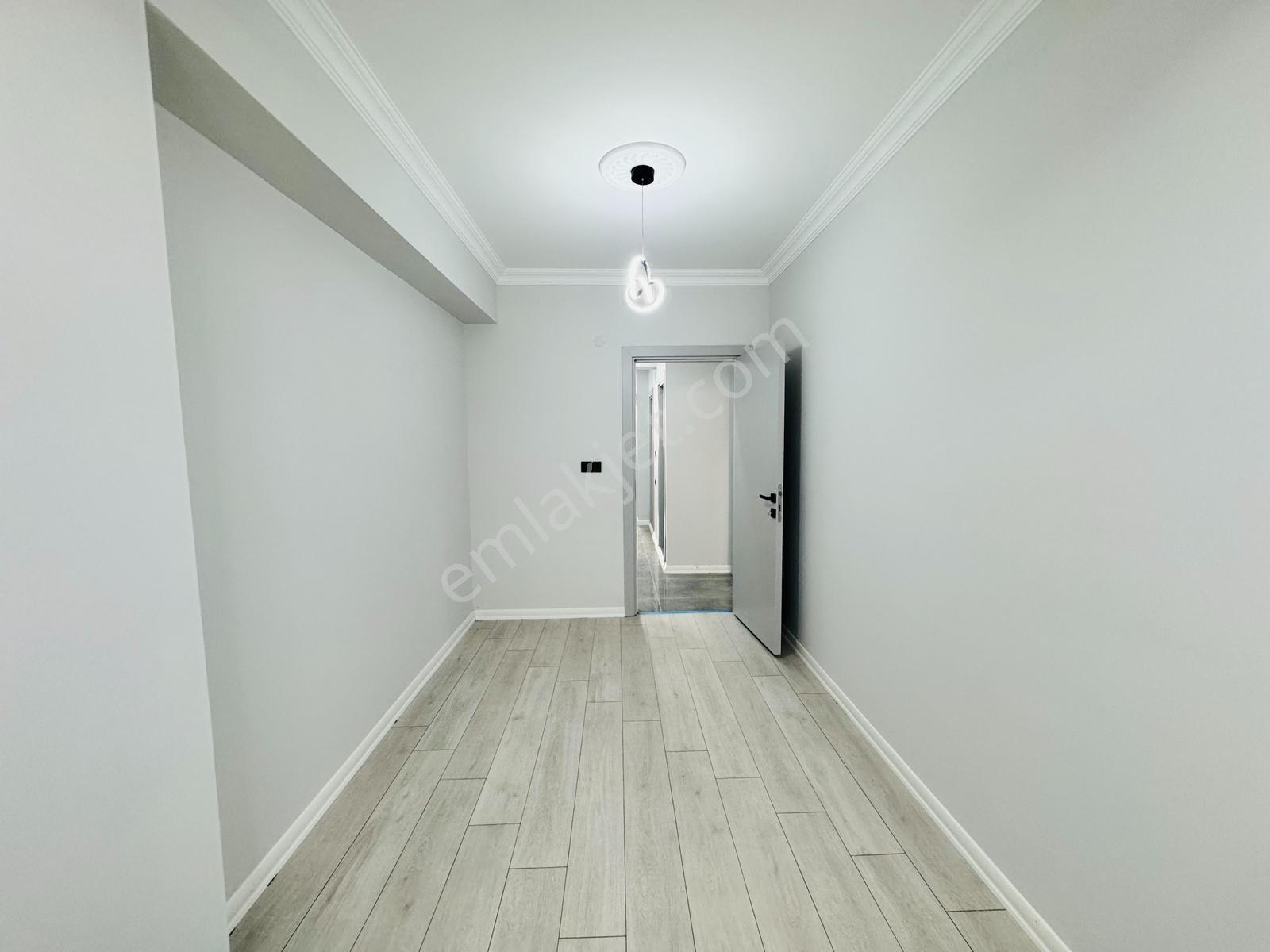 Güven'den Hastaneye Yakın, Ebeveyn Banyolu, Otoparklı 2+1 Daire - Görsel 8