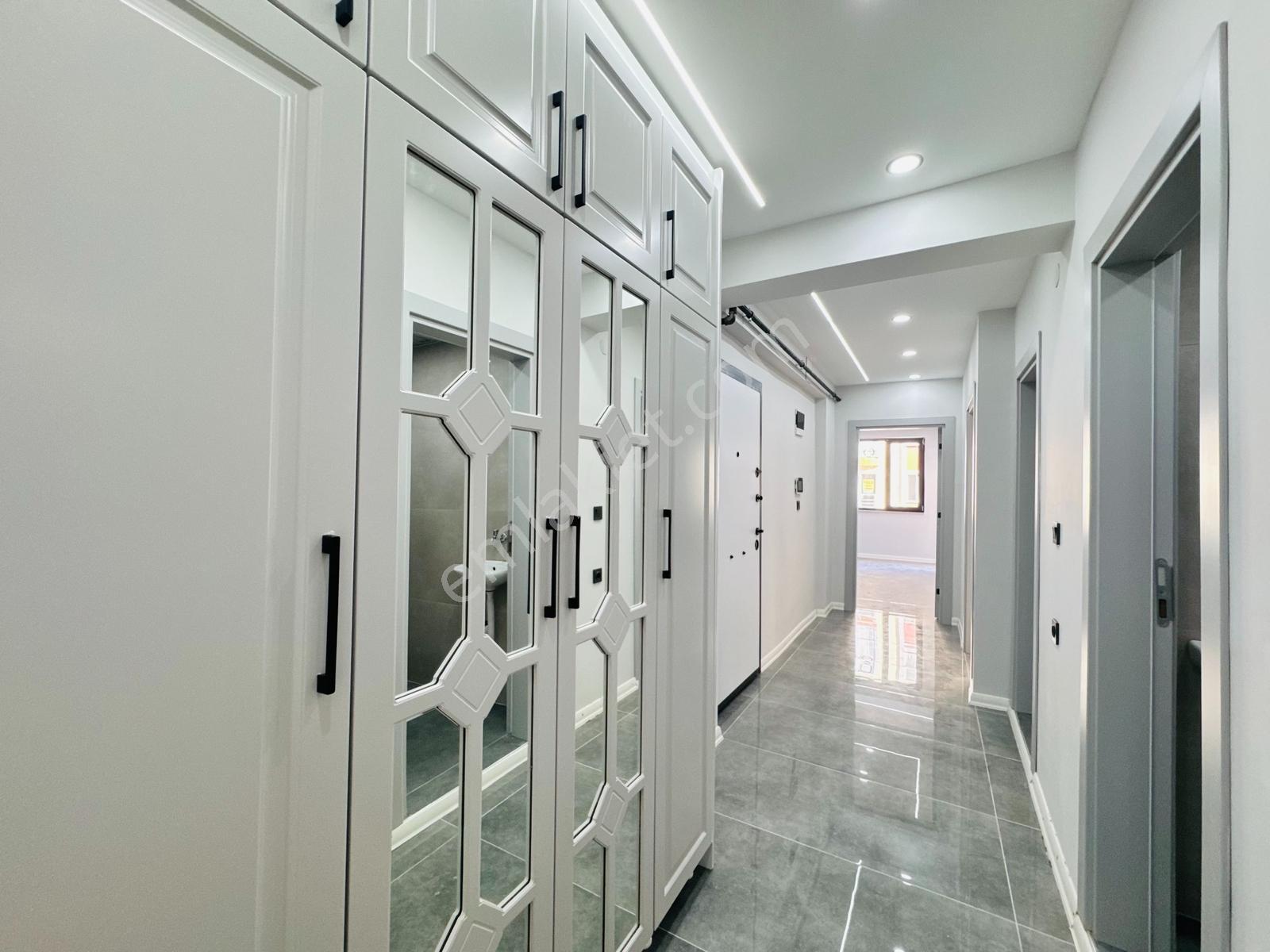 Güven'den Hastaneye Yakın, Ebeveyn Banyolu, Otoparklı 2+1 Daire - Görsel 28