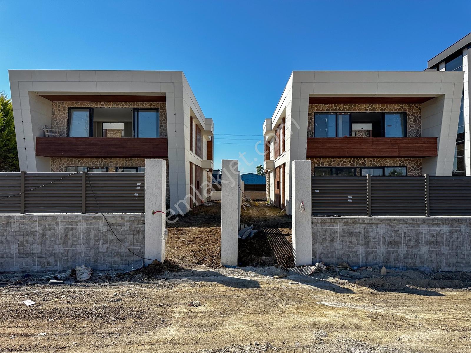 Tahsin Örslü'den Erenköy De Denize Yakın Satılık Modern Villa - Görsel 22