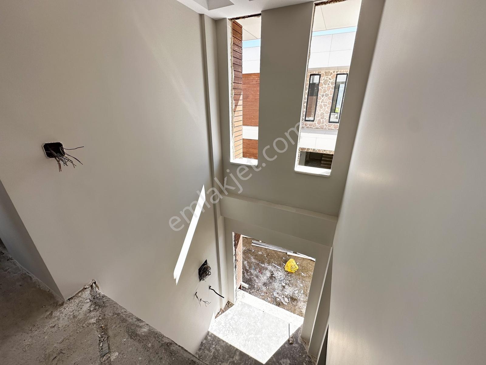 Tahsin Örslü'den Erenköy De Denize Yakın Satılık Modern Villa - Görsel 8