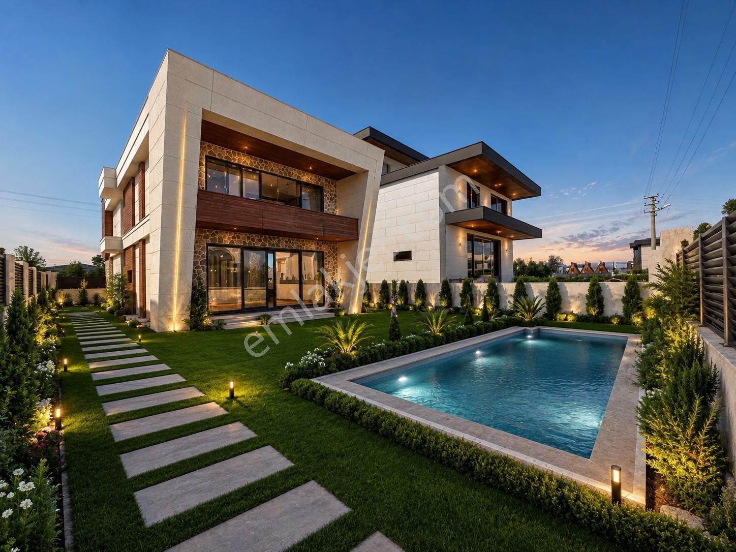 Tahsin Örslü'den Erenköy De Denize Yakın Satılık Modern Villa - Görsel 12