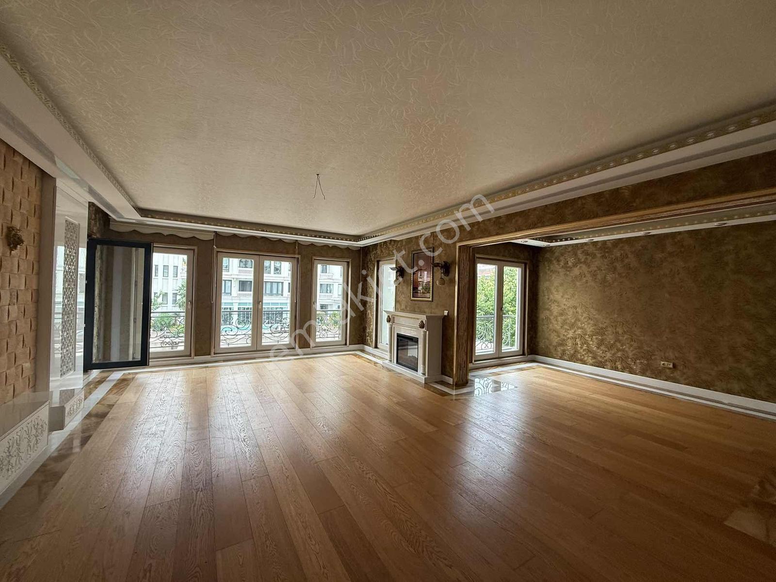 Atakent İstanbul Sarayları Kiralık 4+1 - Görsel 17