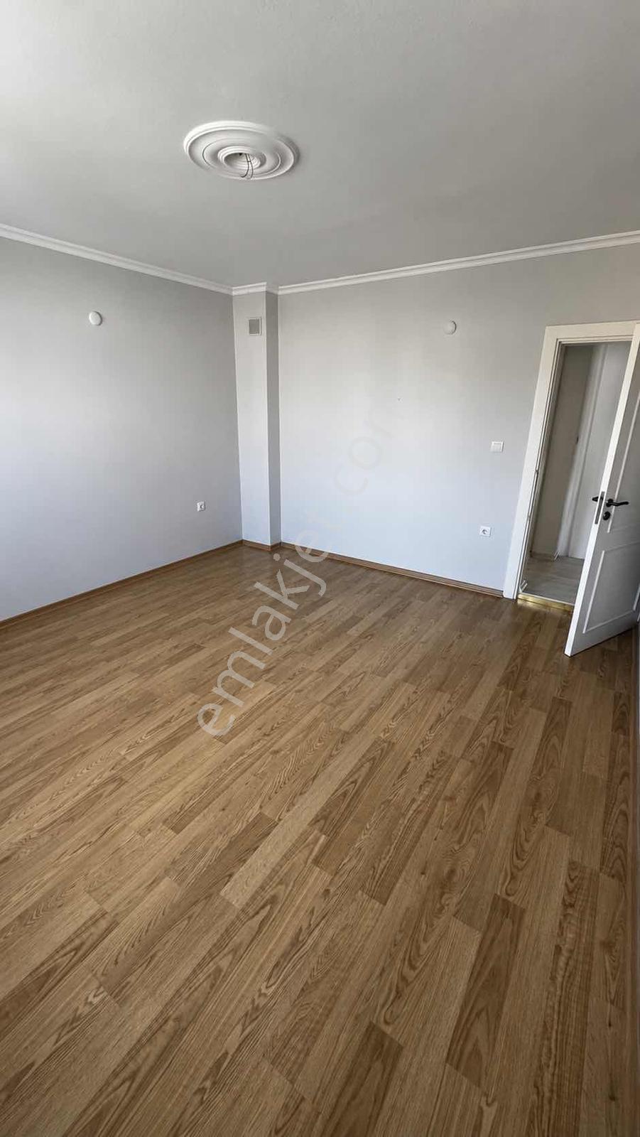Altınşehirde Kiralık Villa | Şehrin İçinde Müstakil Yaşam - Görsel 17