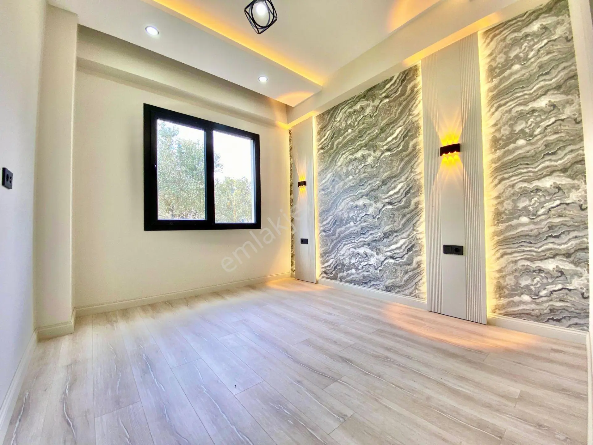 ꧁akçay Ay Emlaktan꧂güre'de Lüks Sitede Bahçe Kullanımlı Müstakil Tadında Satılık 2+1 Şık Daire - Görsel 13