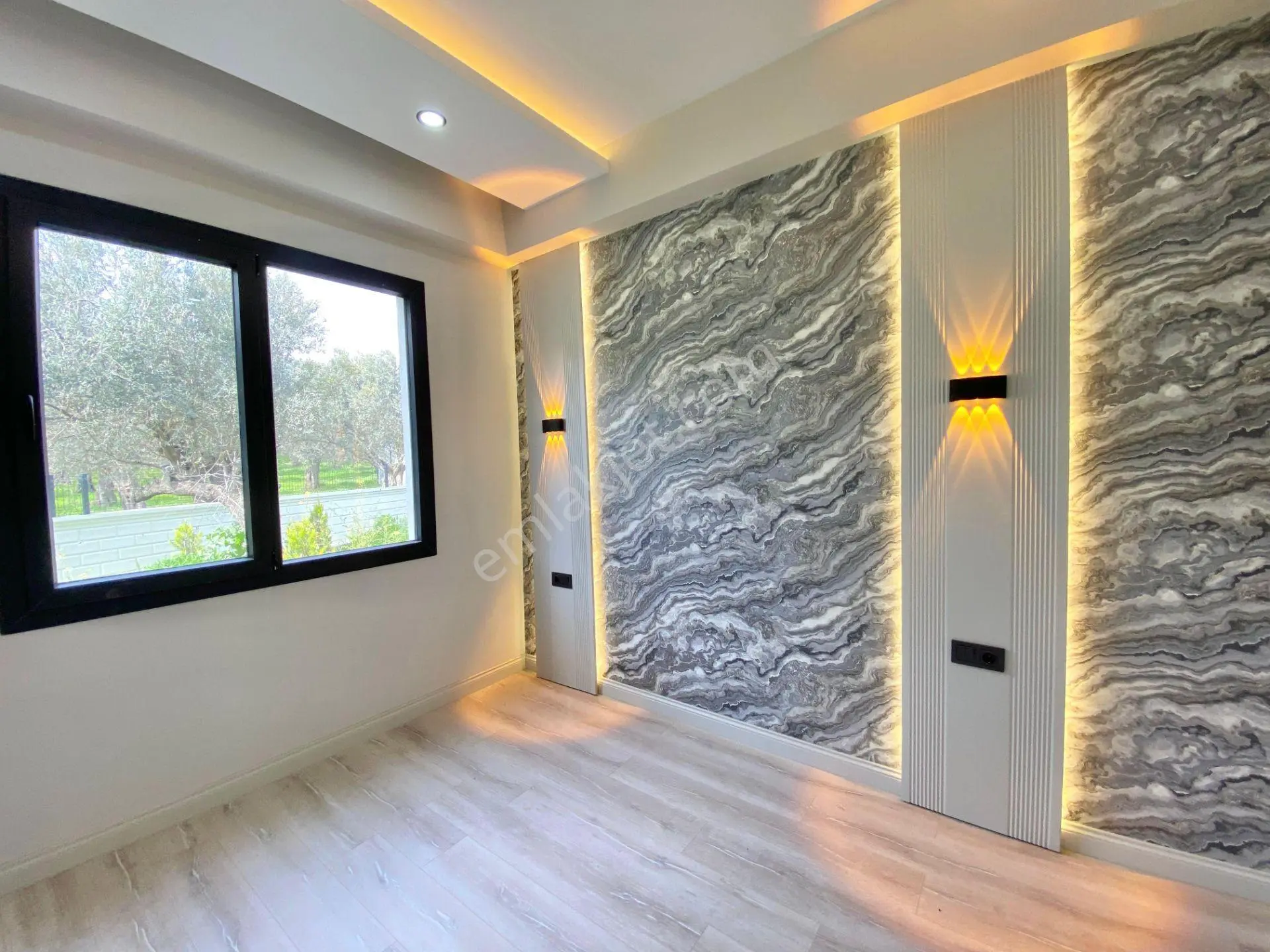 ꧁akçay Ay Emlaktan꧂güre'de Lüks Sitede Bahçe Kullanımlı Müstakil Tadında Satılık 2+1 Şık Daire - Görsel 14