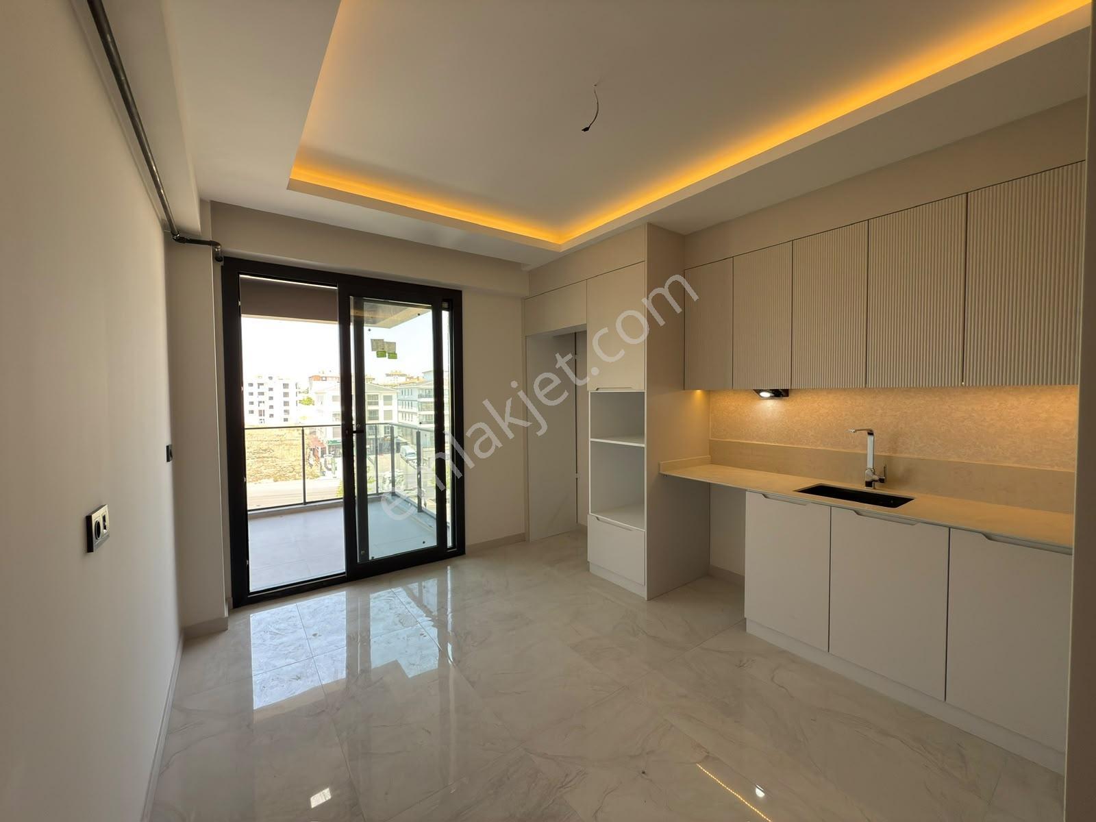 Yenişafak'ta 135 M² Sıfır 2+1 | Ebeveyn Banyolu | Çamaşır Odalı - Görsel 22