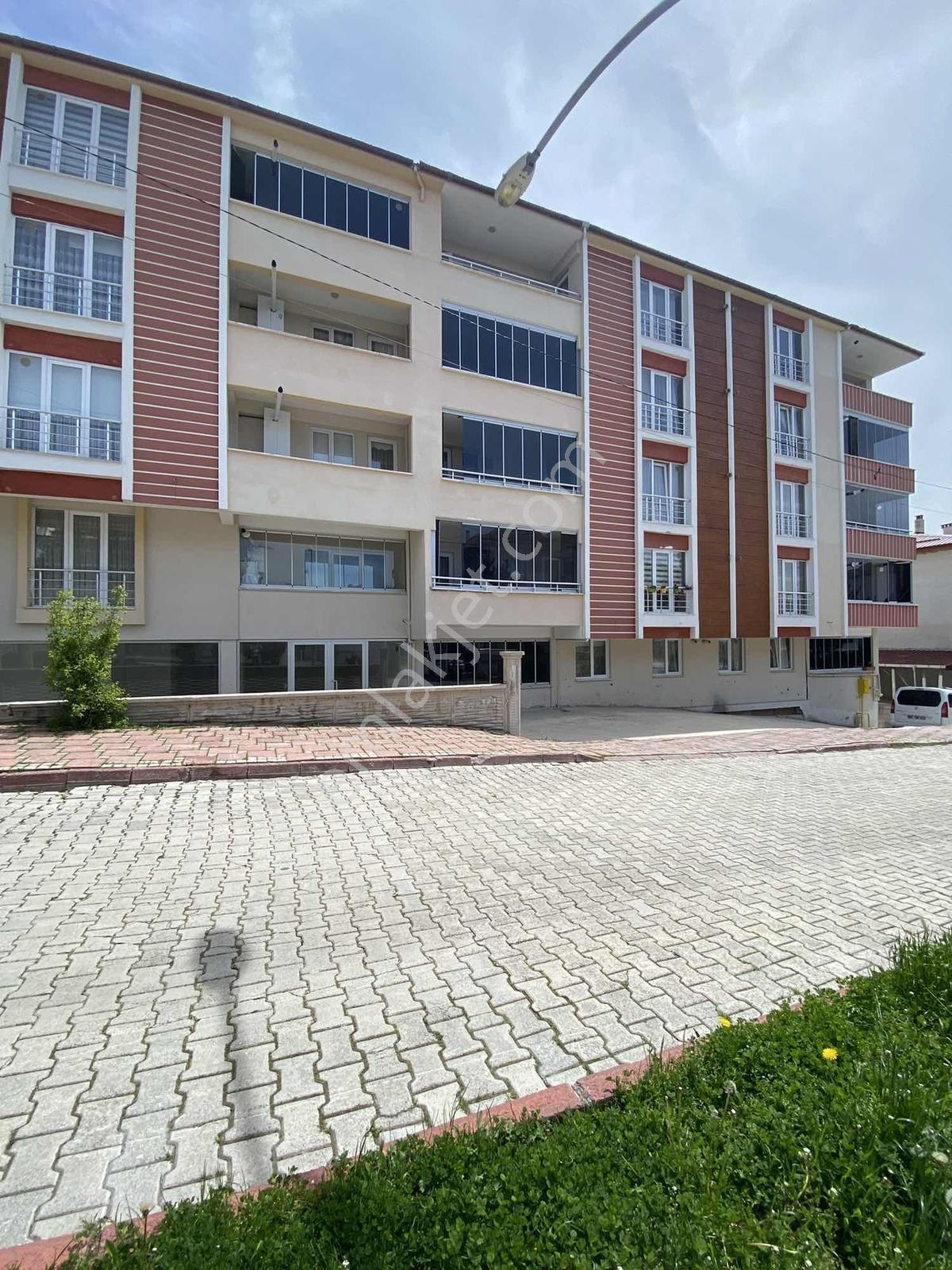 Remax Yunus'tan Kavakta Satılık 3+1 Daireler - Görsel 13