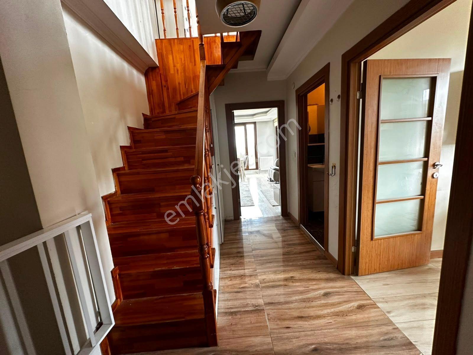 Beylikdüzü Kavaklıda Kiralık Eşyalı 1+1 Dublex - Görsel 18