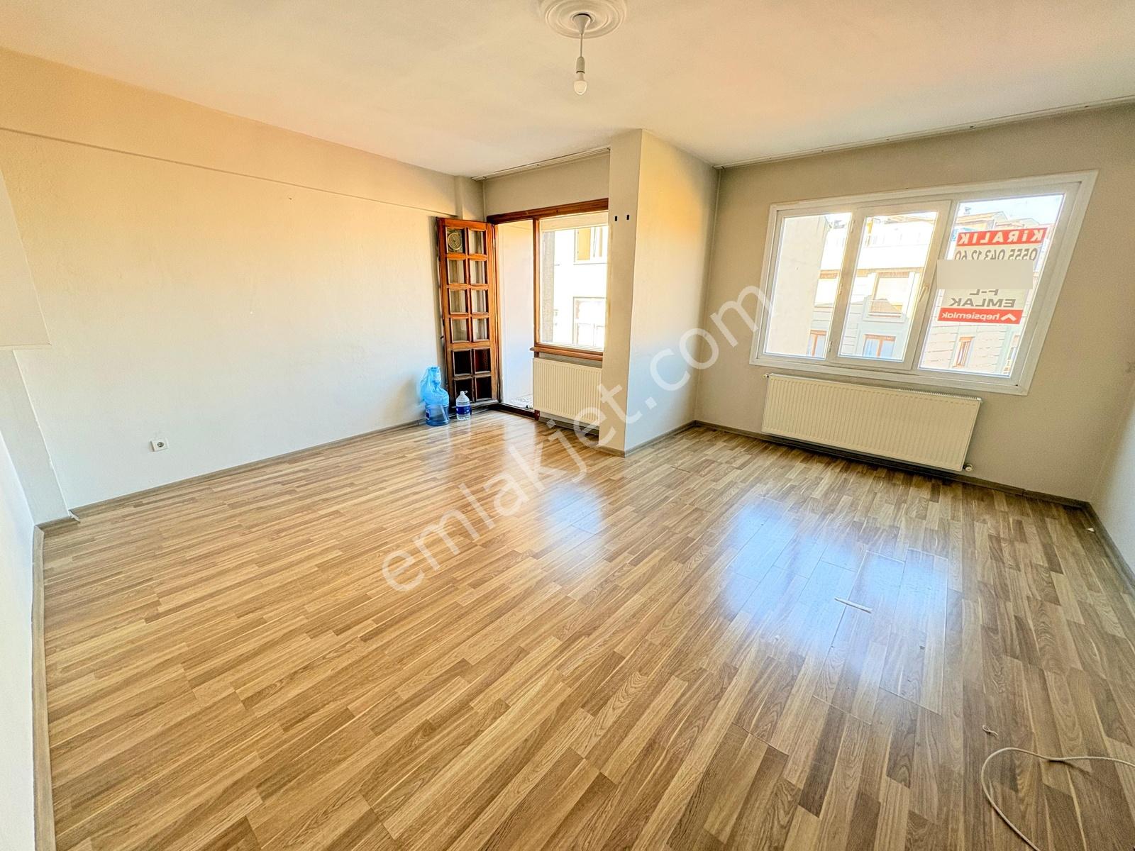 F-l Emlaktan Emaar Avm Libadiye Yakını 2+1 3.kat Aile- Bekar - Görsel 17