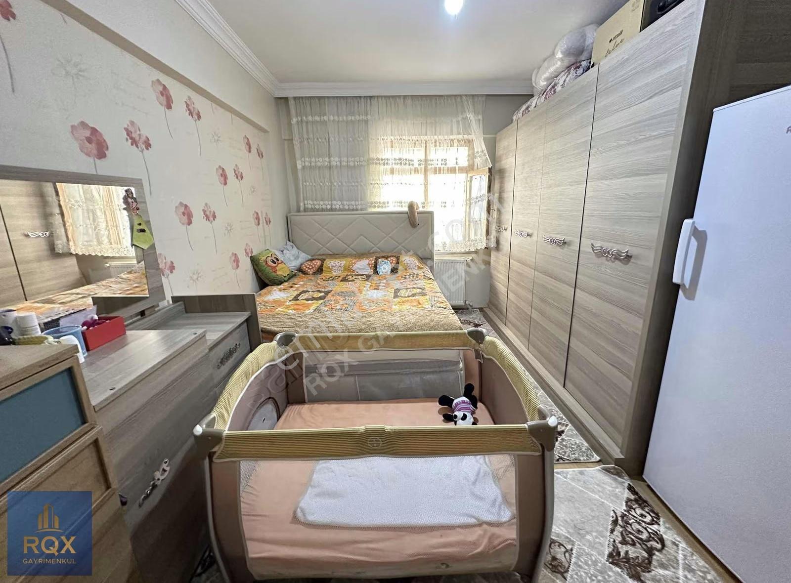 Elvan Mahallesinde Geniş Oturum Alanı Ebeveyn Banyolu 3+1 Daire - Görsel 13